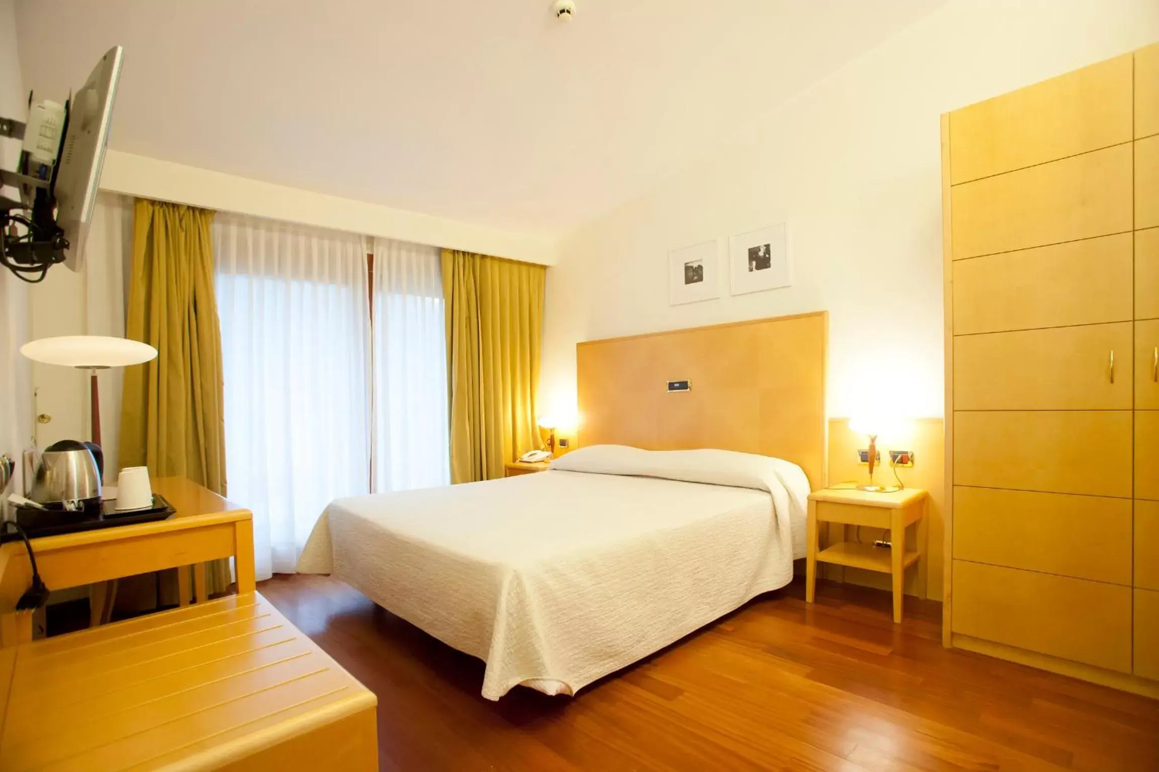 Bedroom, Bed in Ròseo Euroterme Wellness Resort