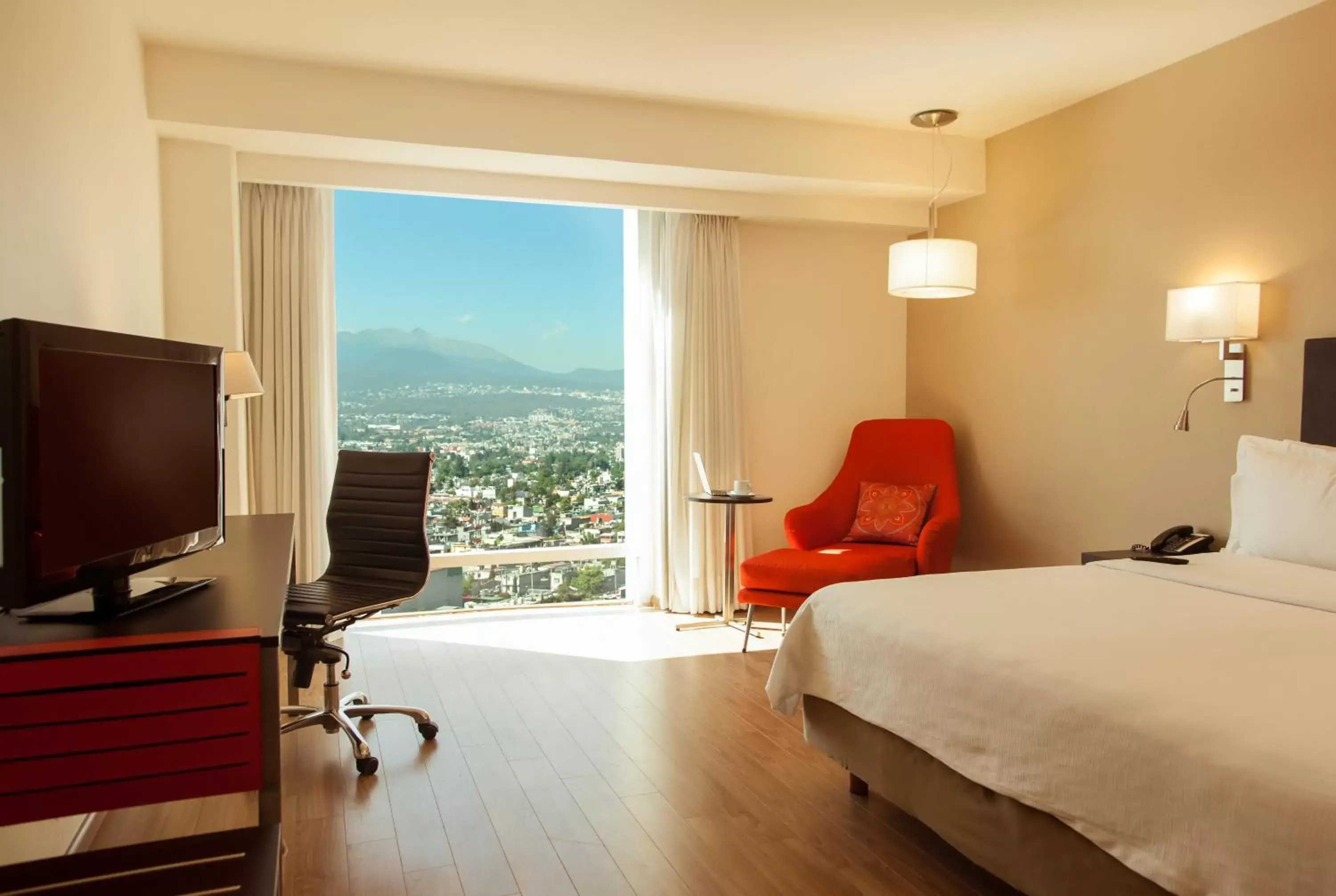 Bedroom, Mountain View in Fiesta Inn Periferico Sur