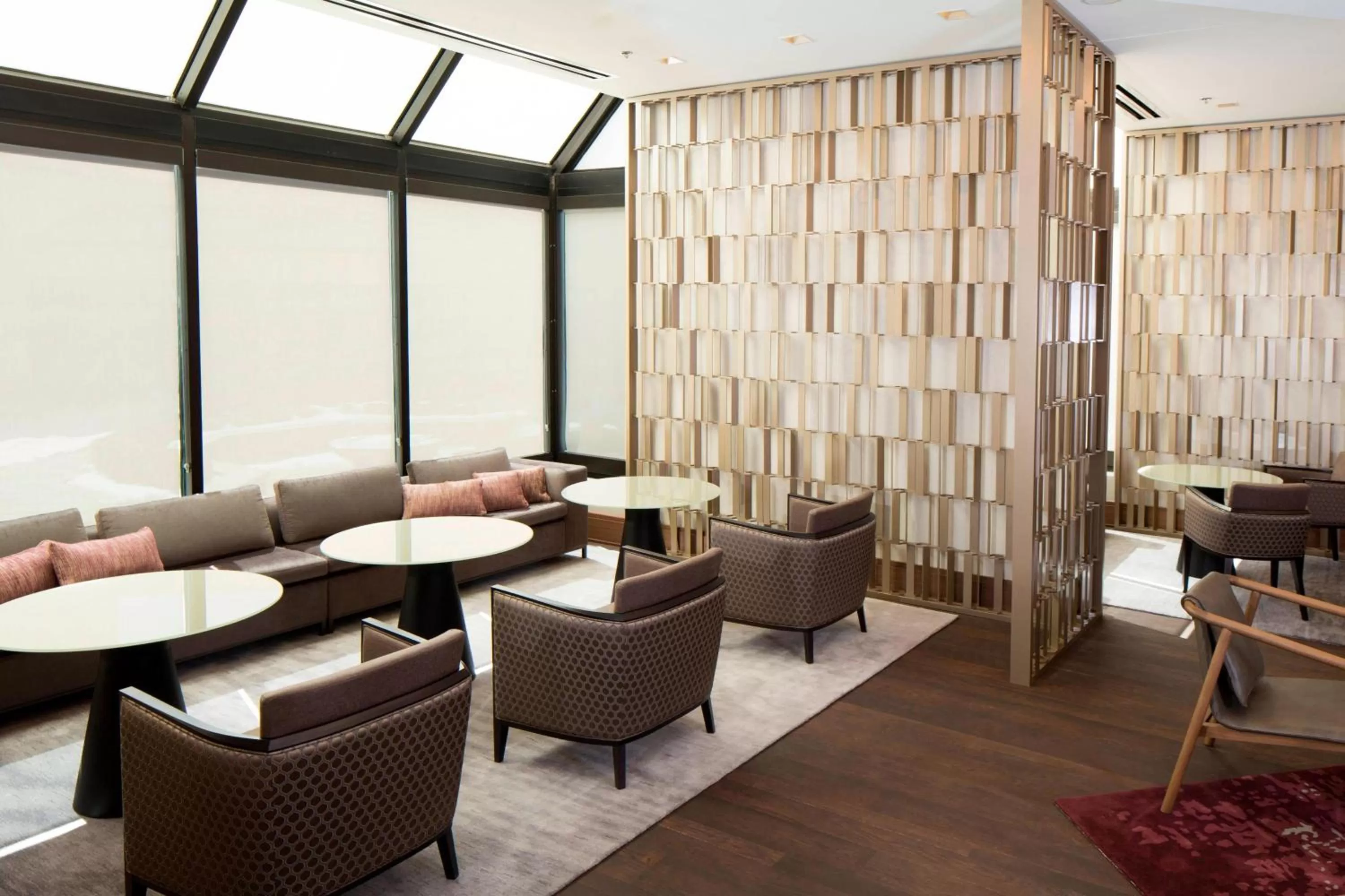 Lounge or bar in Hanover Marriott