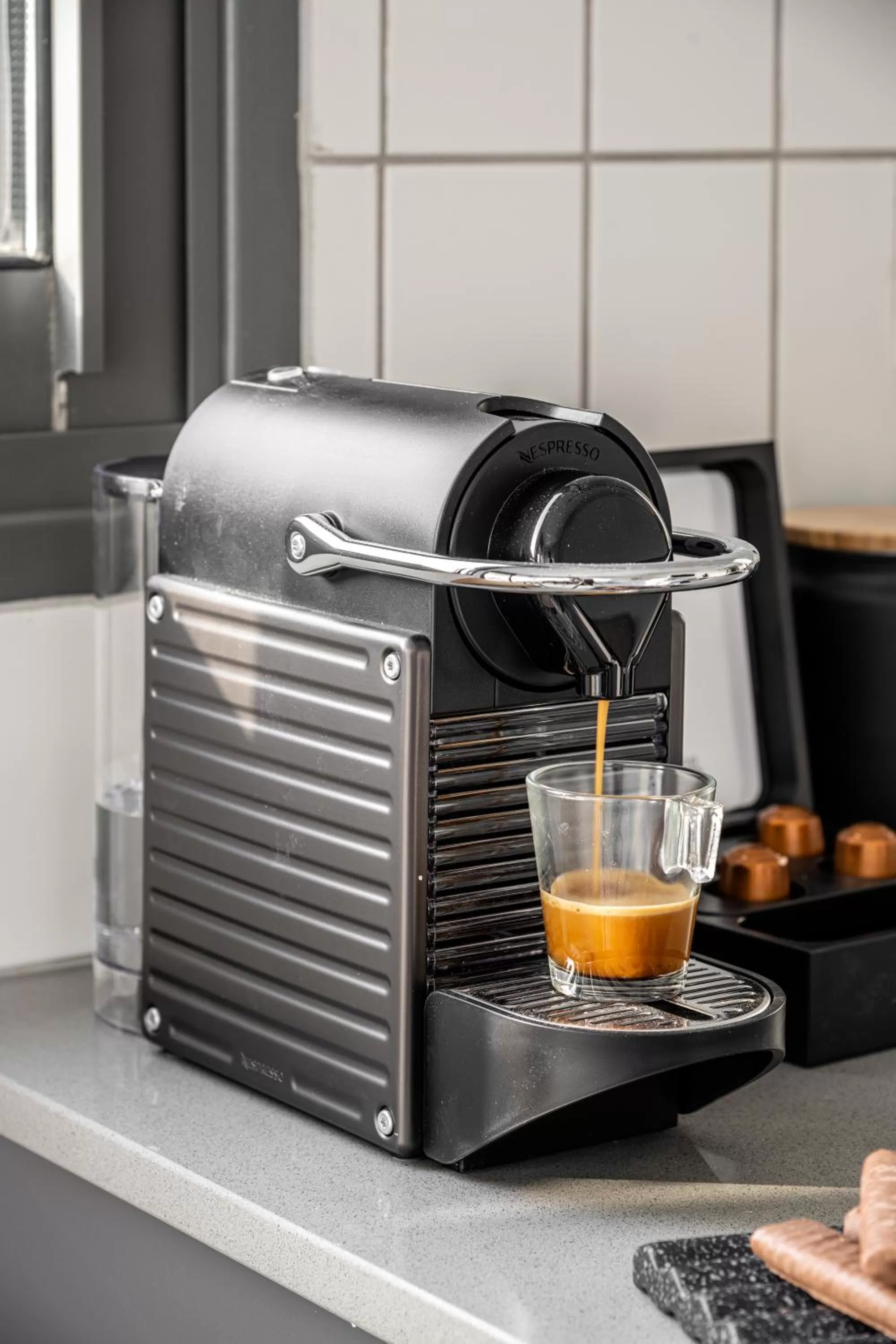 Coffee/tea facilities in Mate GEORGE - By HOMY