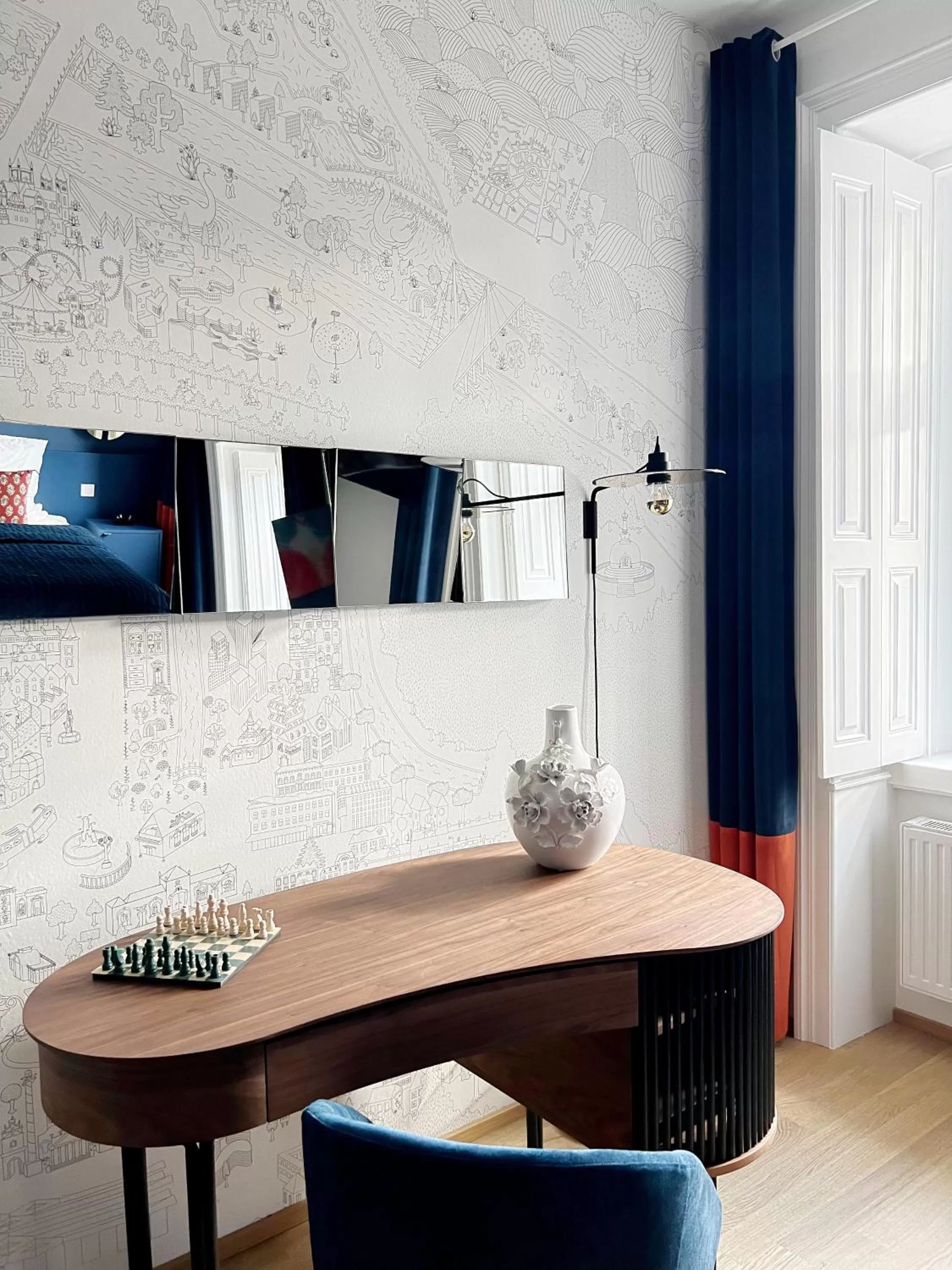 Seating area in Sissi West