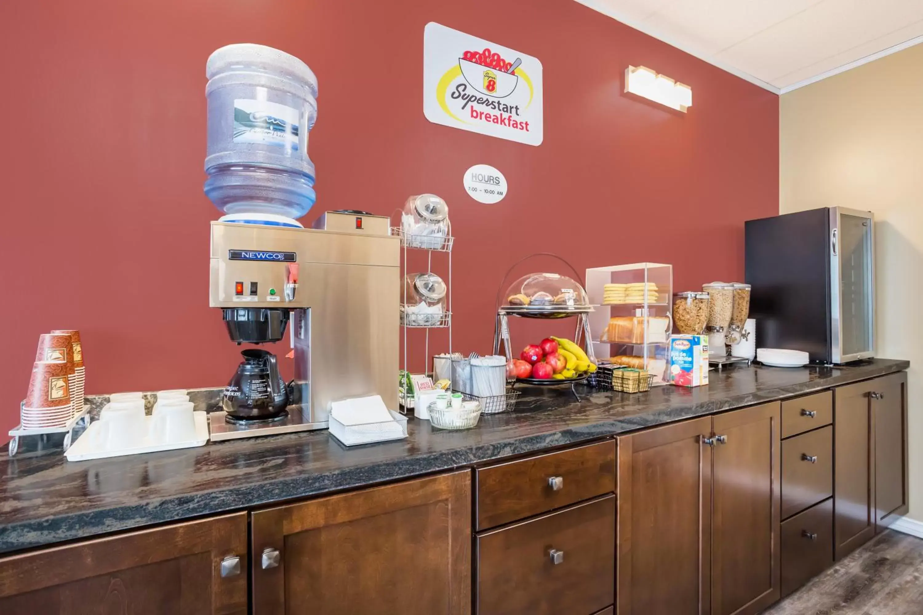 Restaurant/places to eat in Super 8 by Wyndham Quesnel BC Restaurant/places to eat in Super 8 by Wyndham Quesnel BC