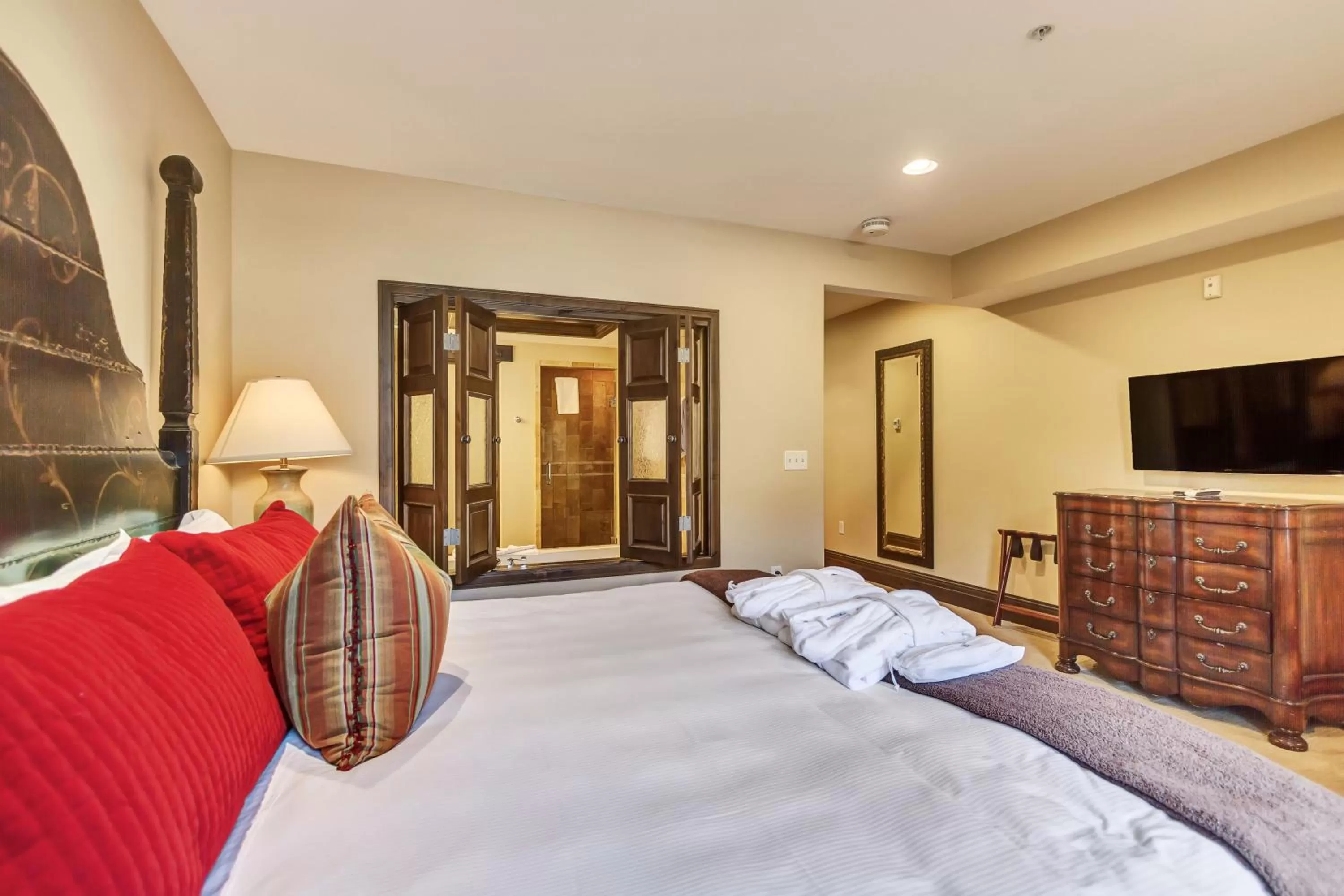 Bed in The Chateaux Deer Valley