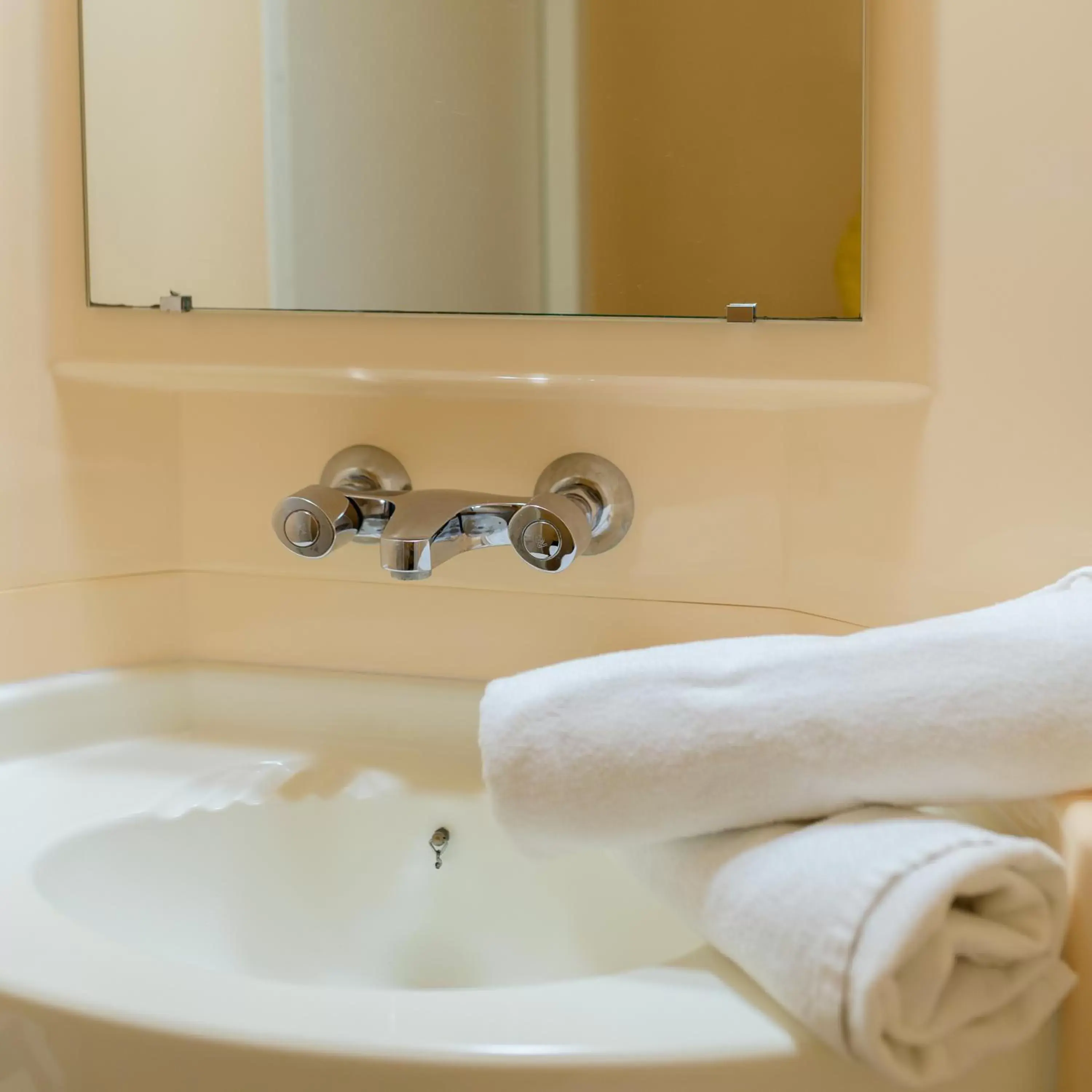 Bathroom in Hotel Cerise Nancy