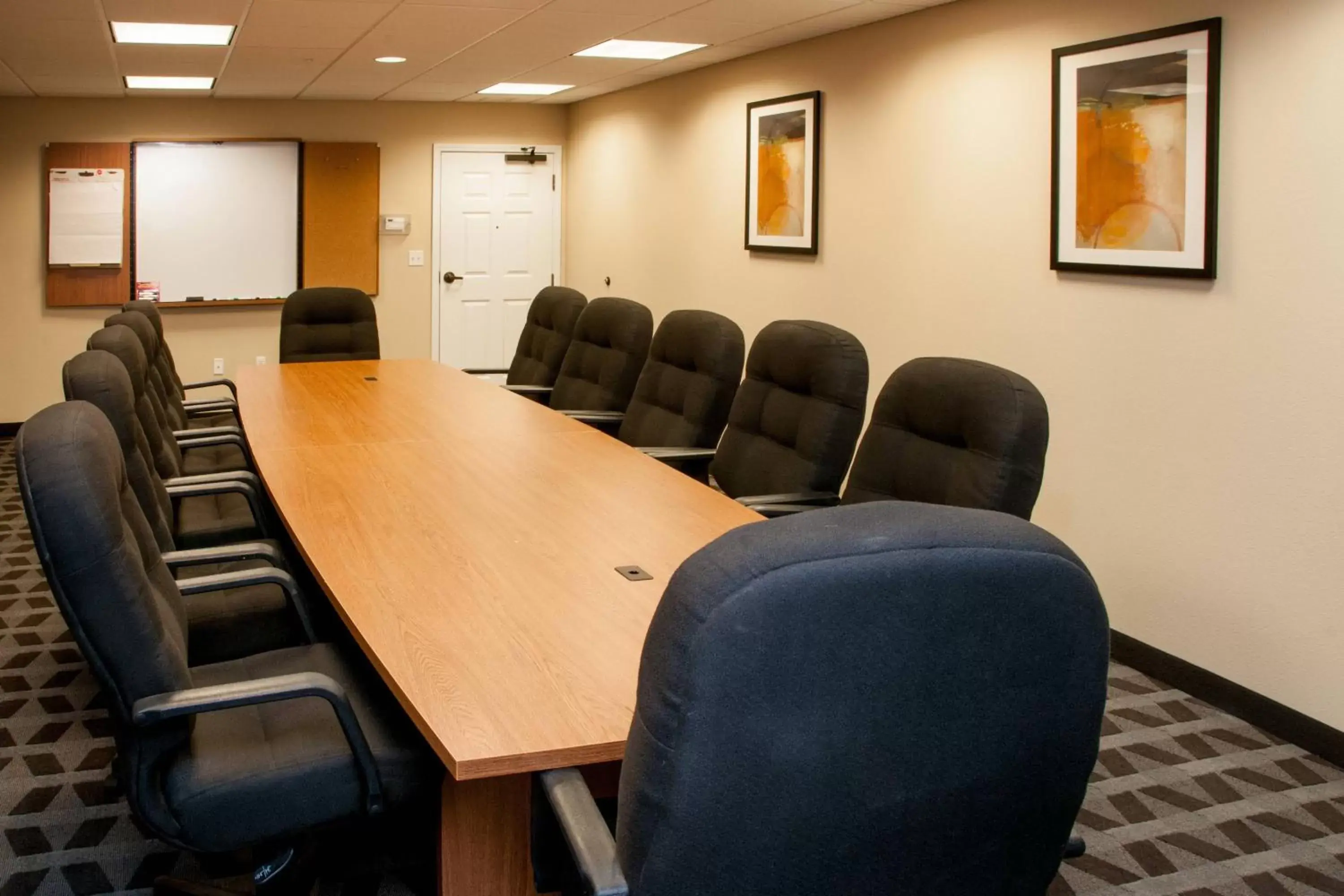 Meeting/conference room in TownePlace Suites by Marriott Colorado Springs South