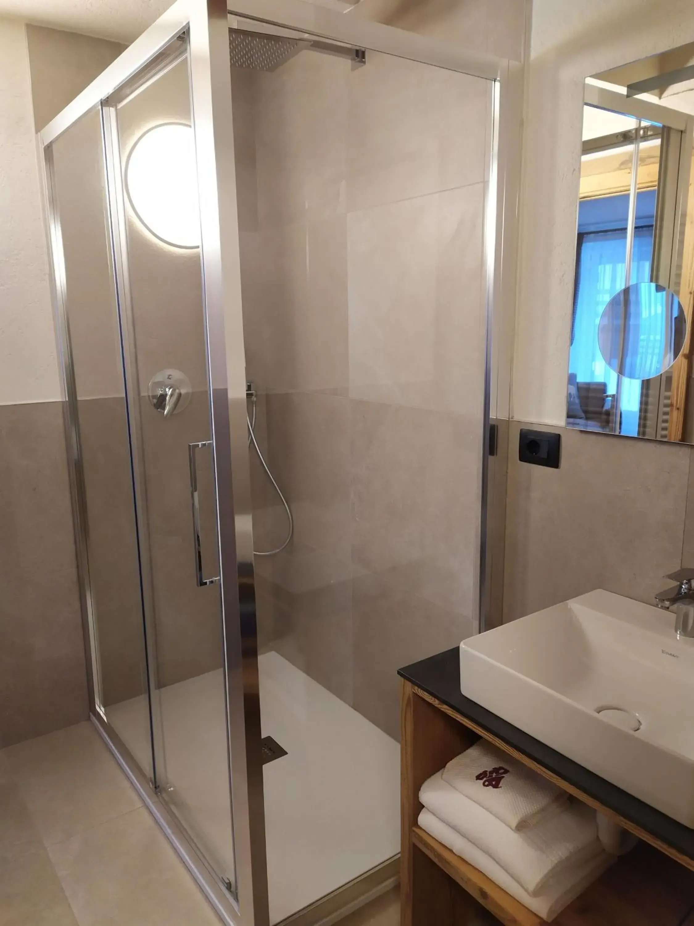 Bathroom in Hotel Pilier D'Angle & Wellness