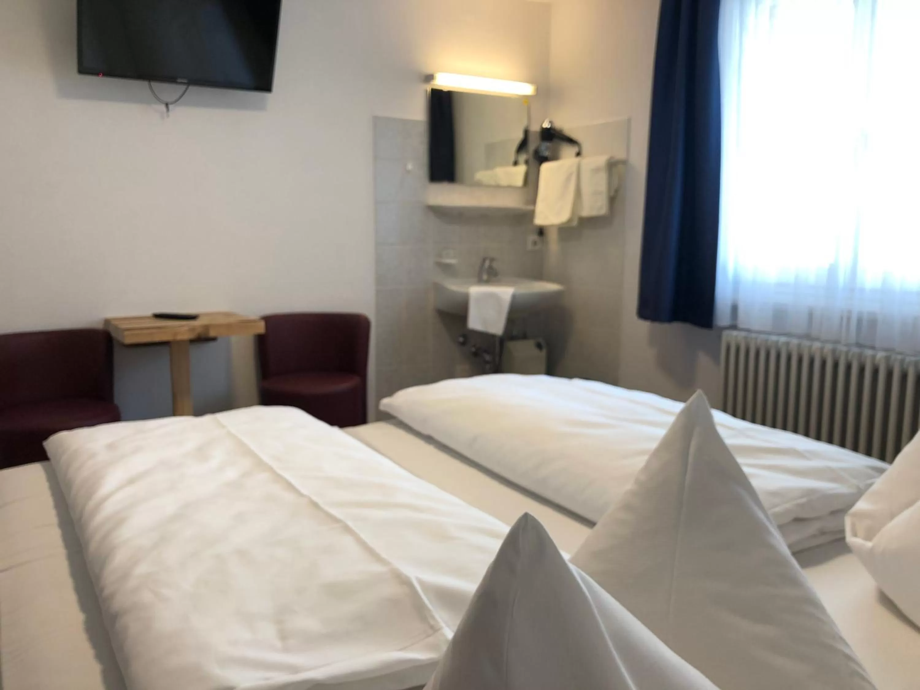 Bed in Landgasthof Kreuz