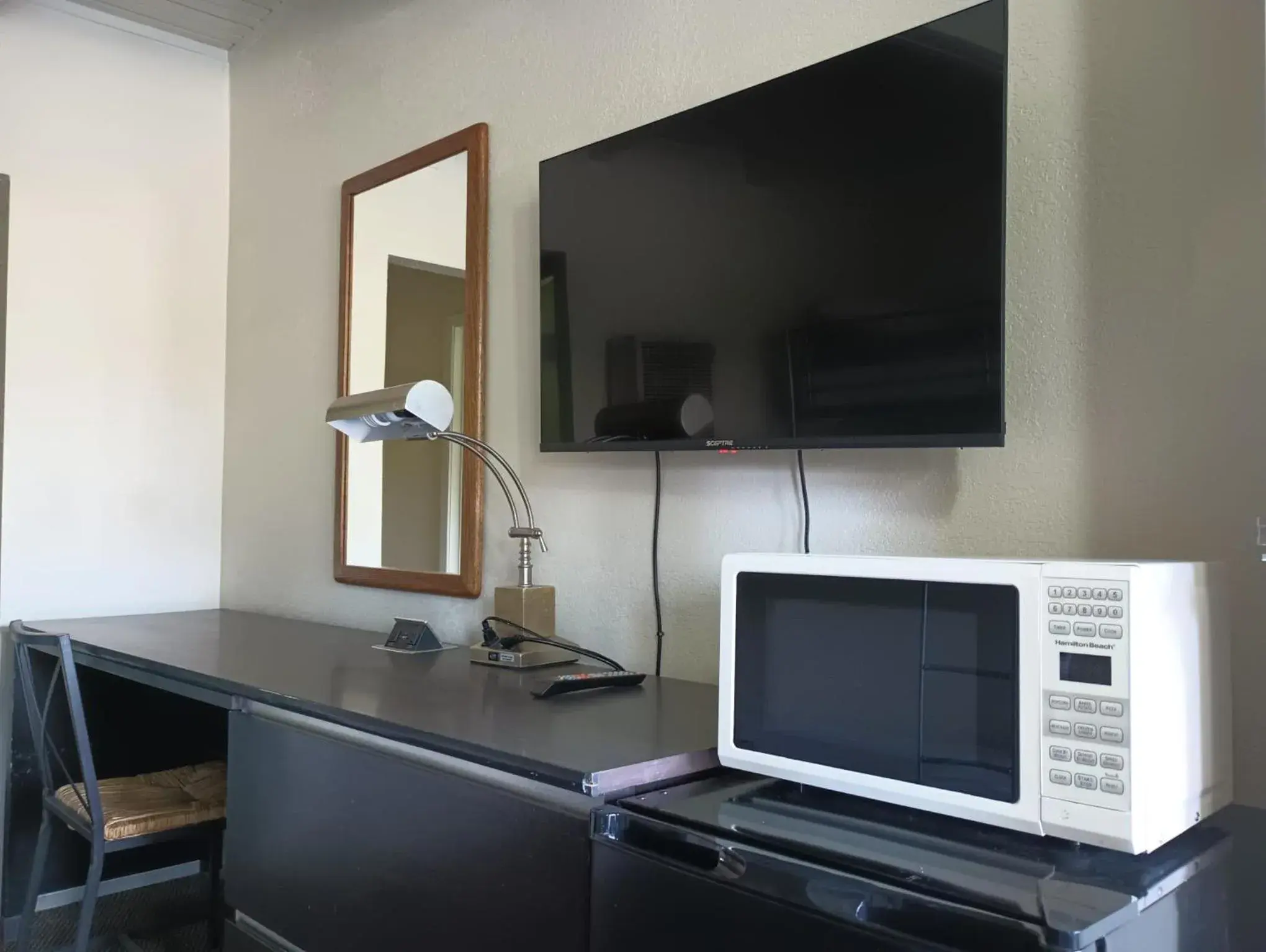 TV/Entertainment Center in Cedar Inn & Suites