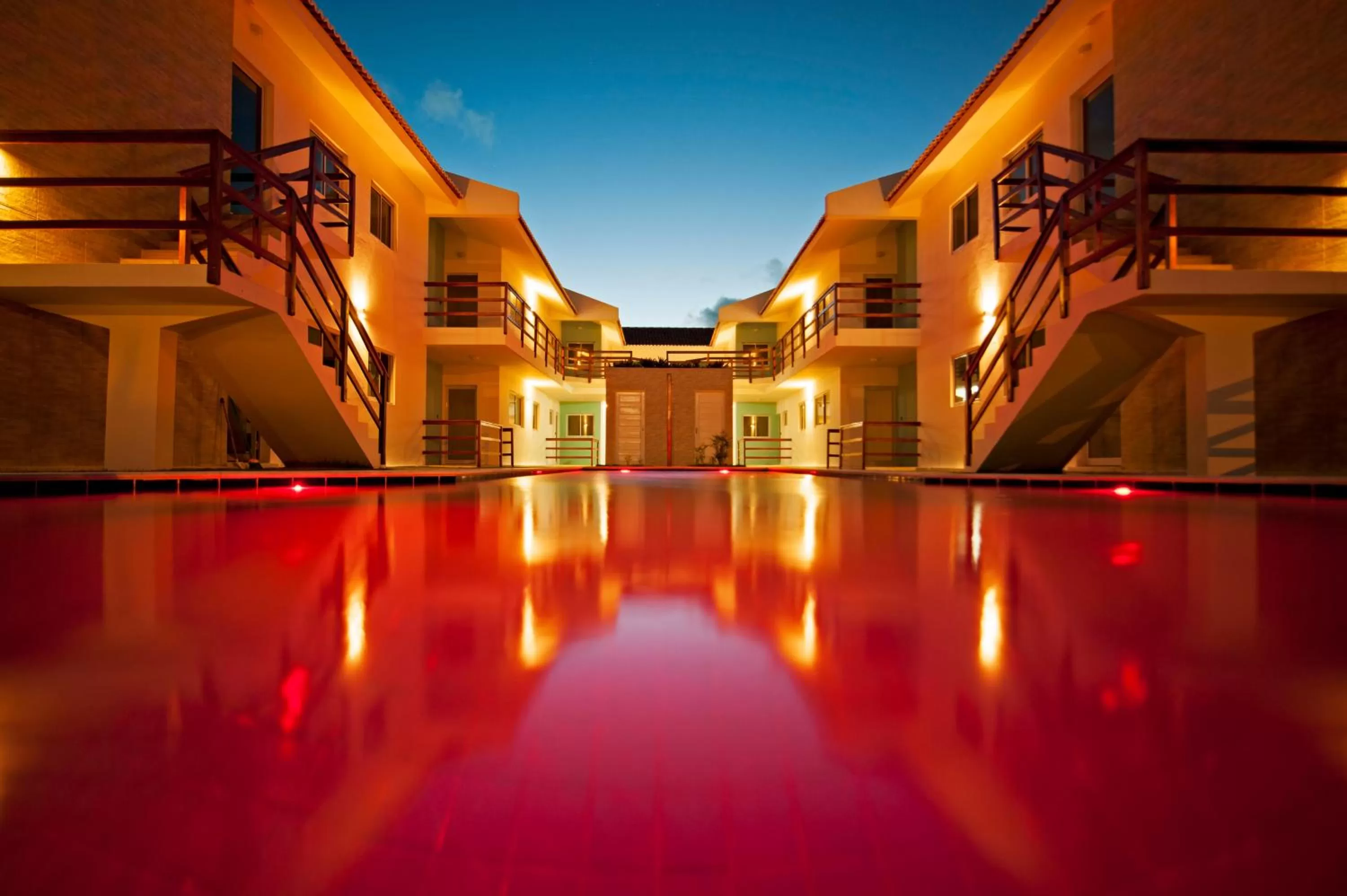 Swimming pool in Manga Verde Beach Residence