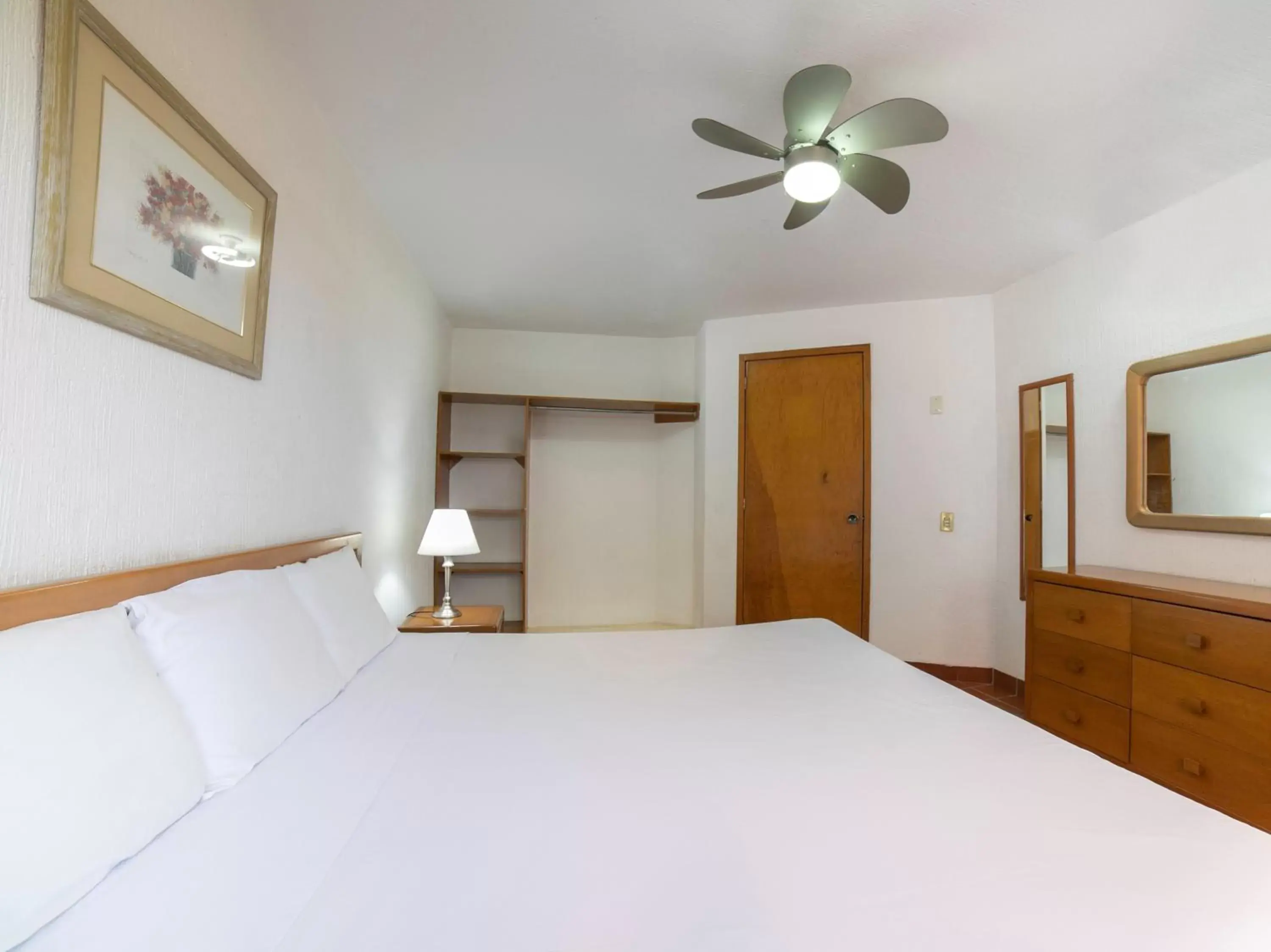 Bedroom, Bed in Hotel La Rinconada Santa Fe