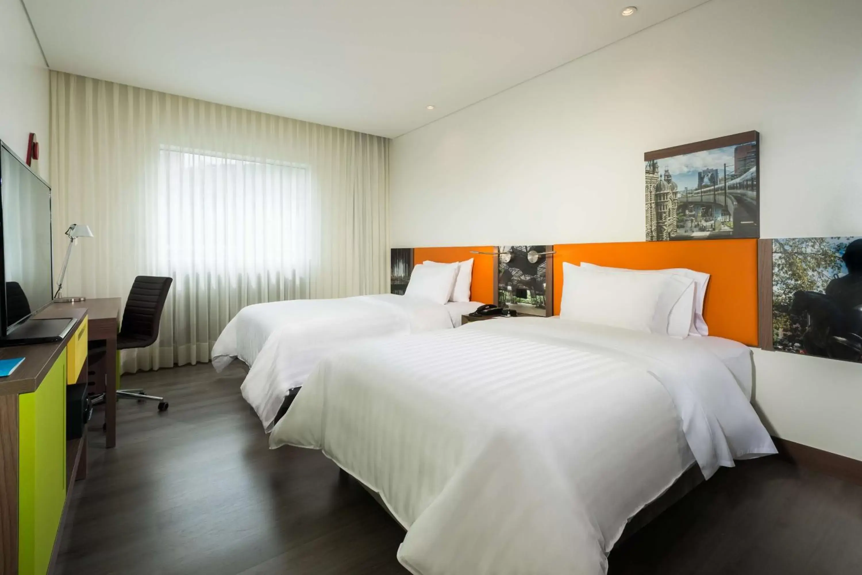 Bed in Hampton by Hilton Medellin