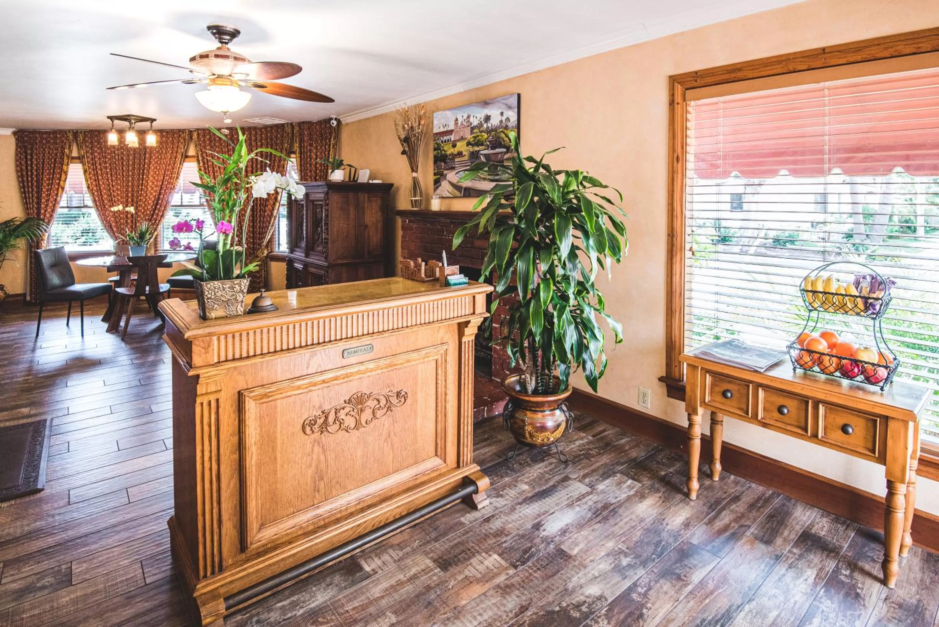 Lobby or reception in Harbor House Inn