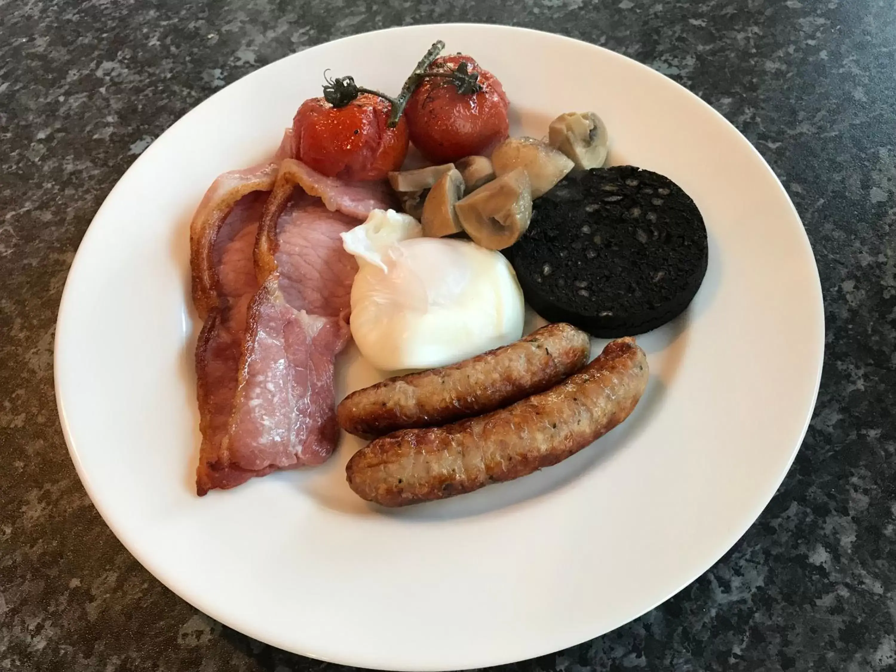 English/Irish breakfast, Food in Dunelm House
