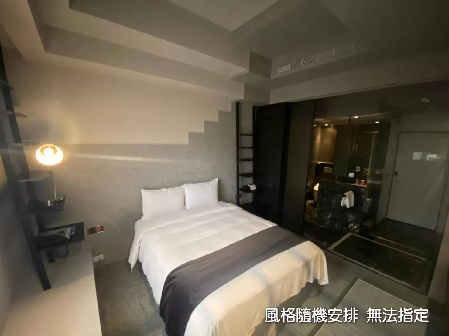 Photo of the whole room, Bed in Boda Hotel