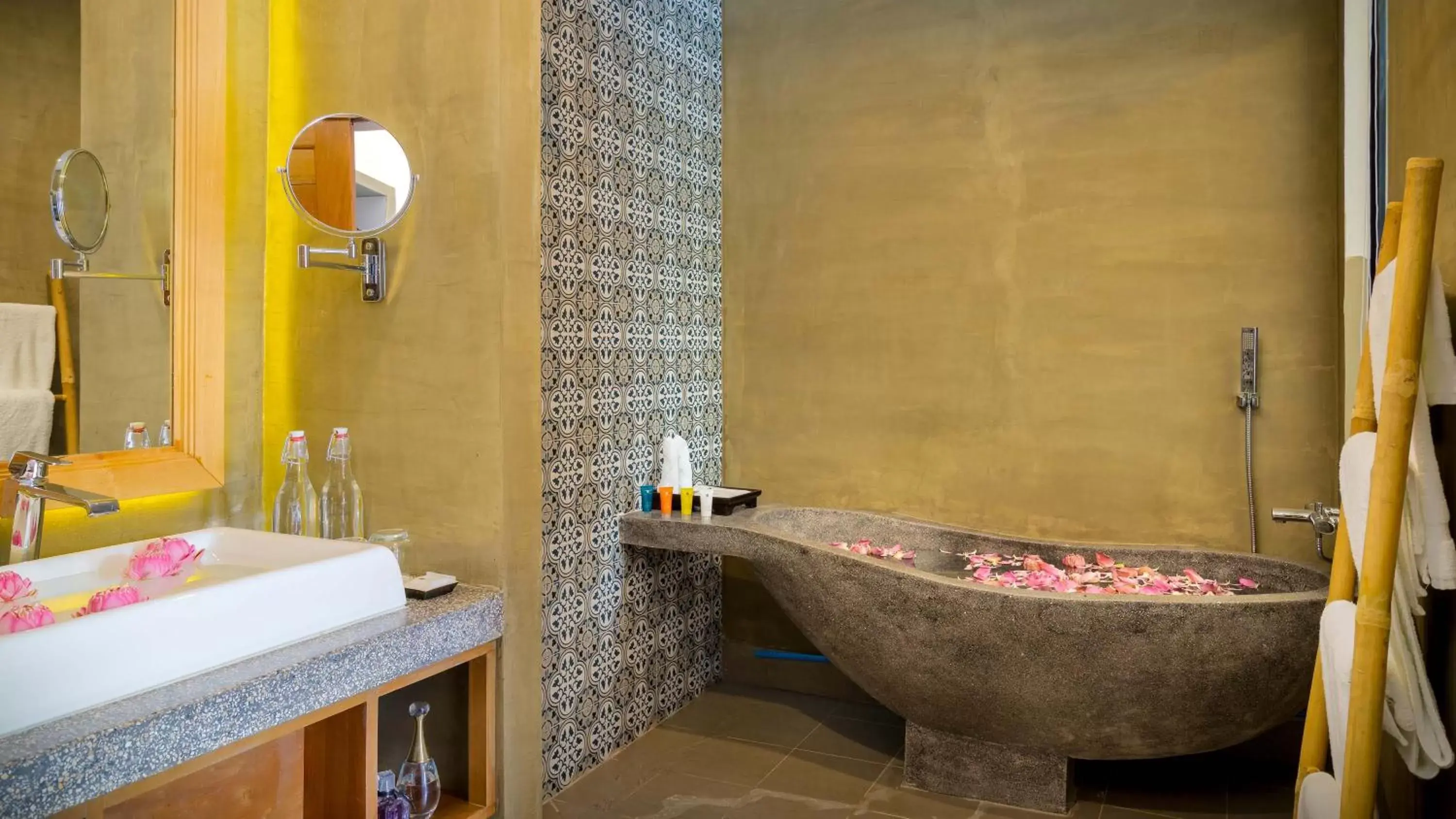 Bathroom in Grand Venus La Residence