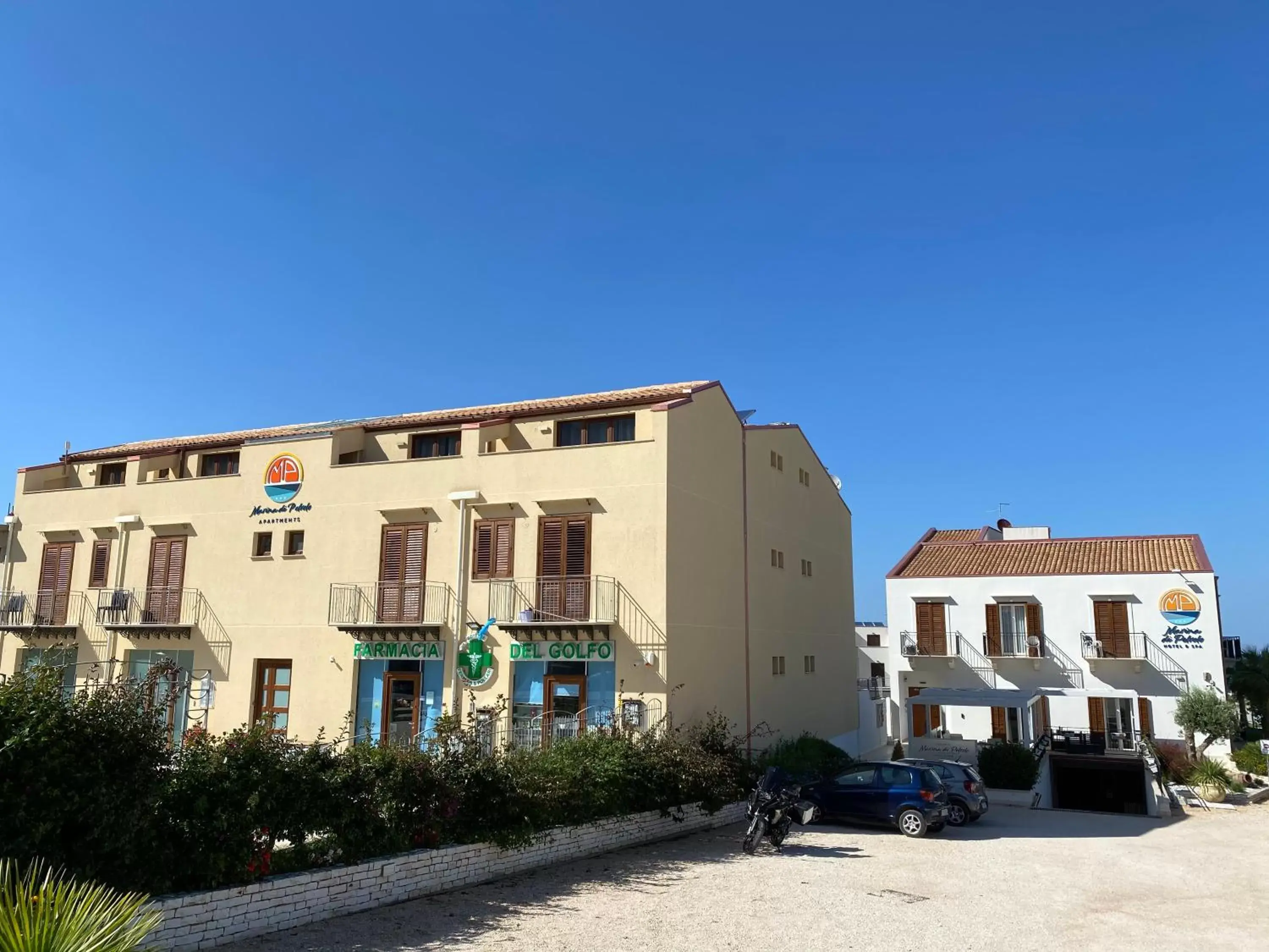 Facade/entrance, Property Building in Marina di Petrolo Hotel & SPA