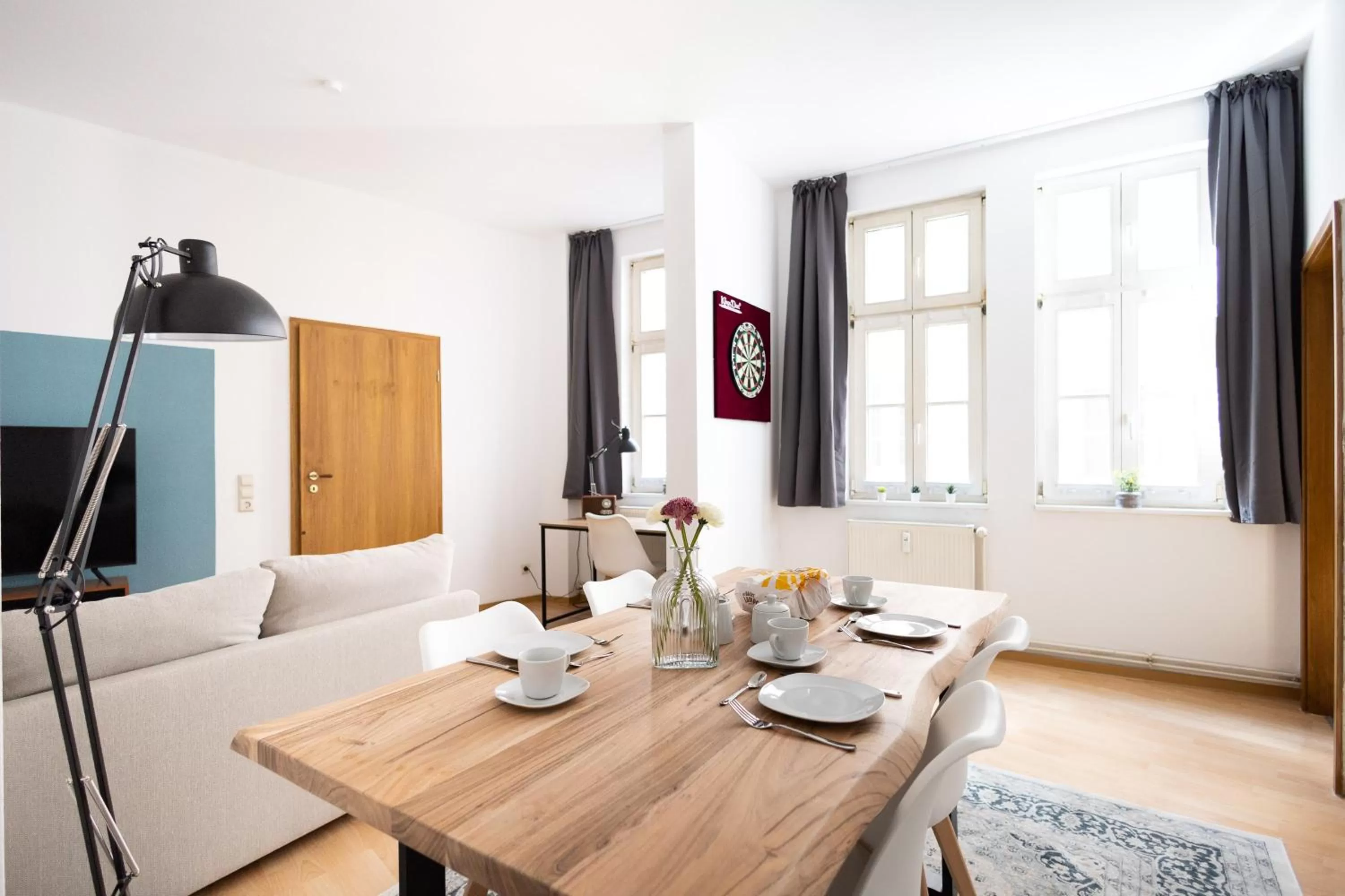 Dining area in Apartments an der Oper - Innenstadt - Zentral - Küche - Wifi - Powered by Ko-Living