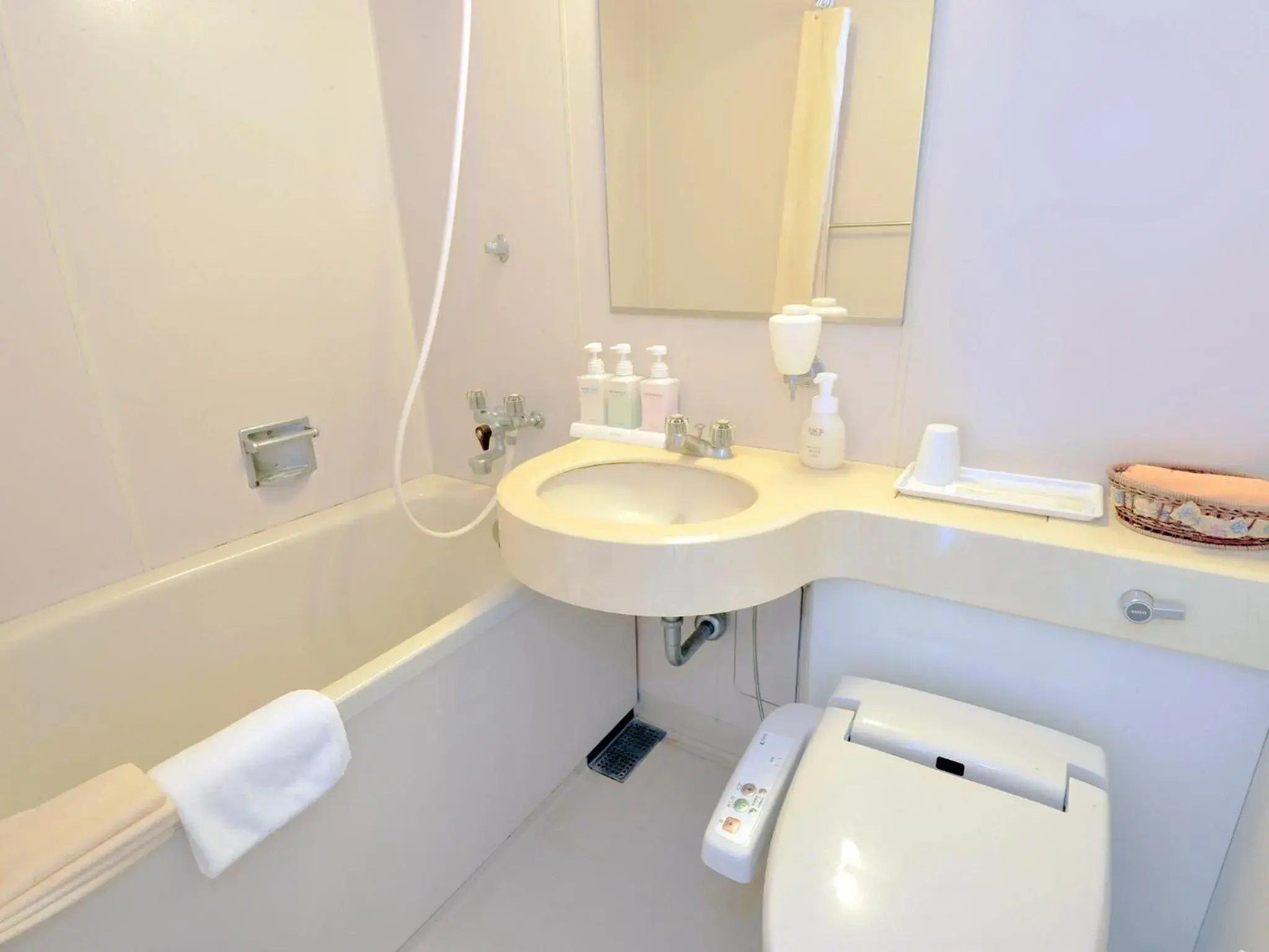 Triple Room with City View - Non-Smoking in Nagasaki Nisshokan Triple Room with City View - Non-Smoking in Nagasaki Nisshokan