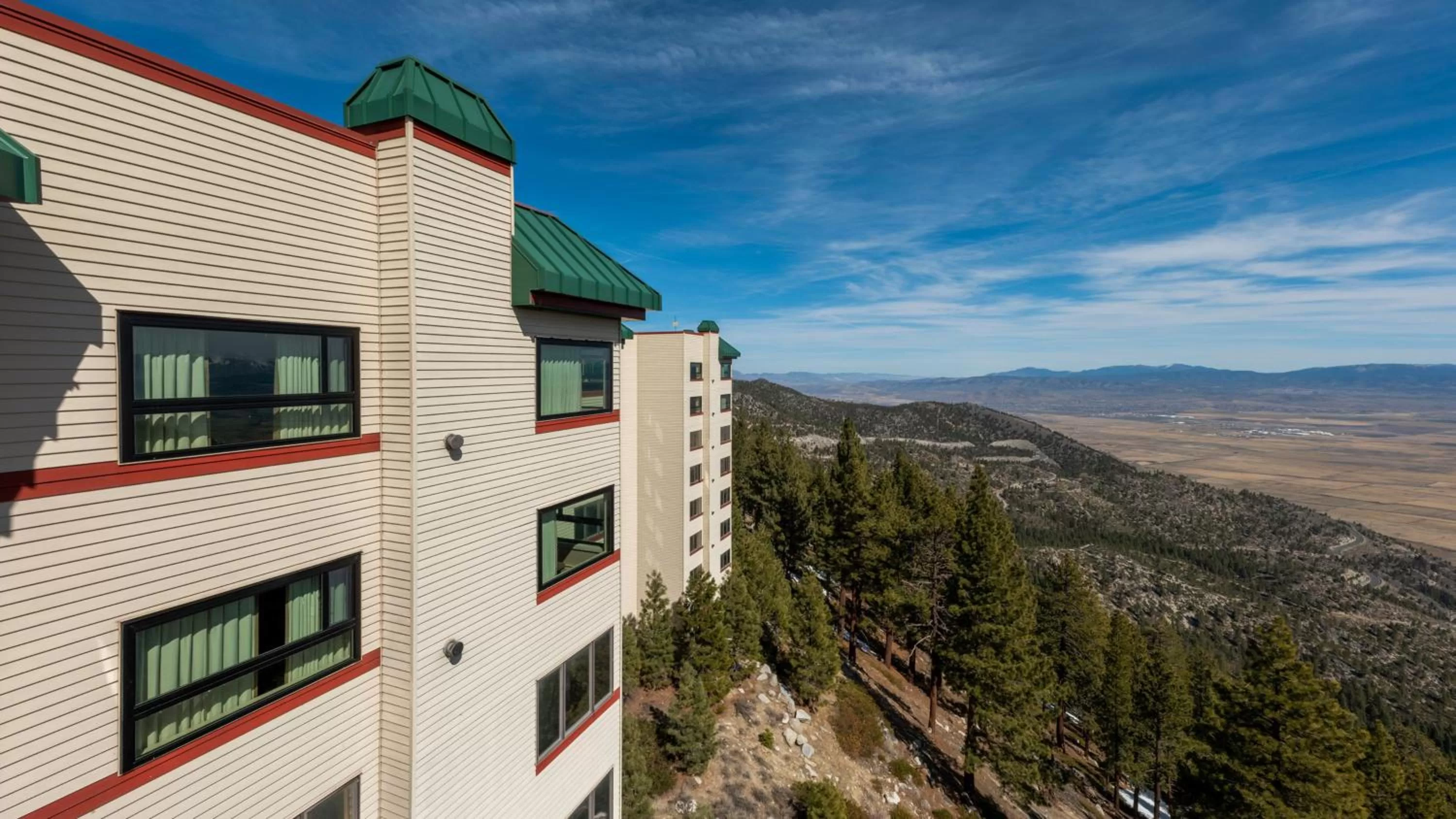Property building in Holiday Inn Club Vacations - Tahoe Ridge Resort
