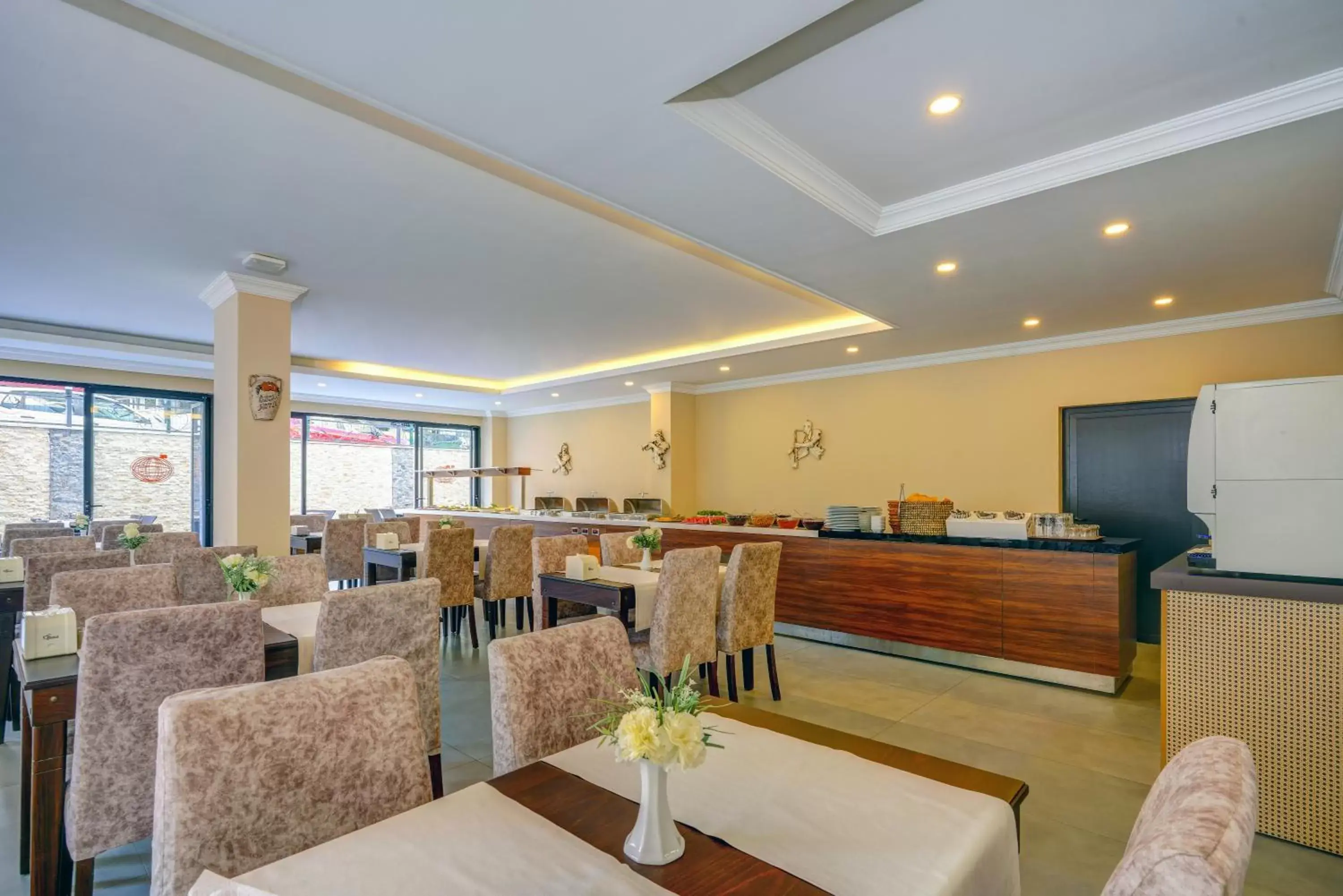 Restaurant/Places to Eat in Ozcan Hotel