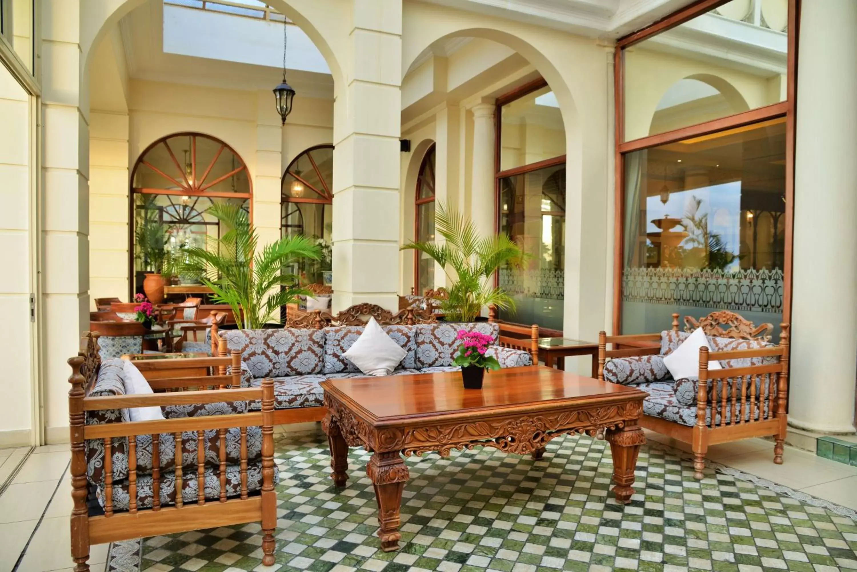 Lounge or bar in Polana Serena Hotel