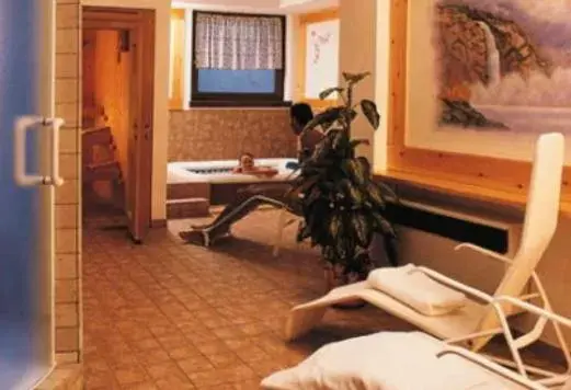 Spa and wellness centre/facilities, Bathroom in Hotel Quadrifoglio