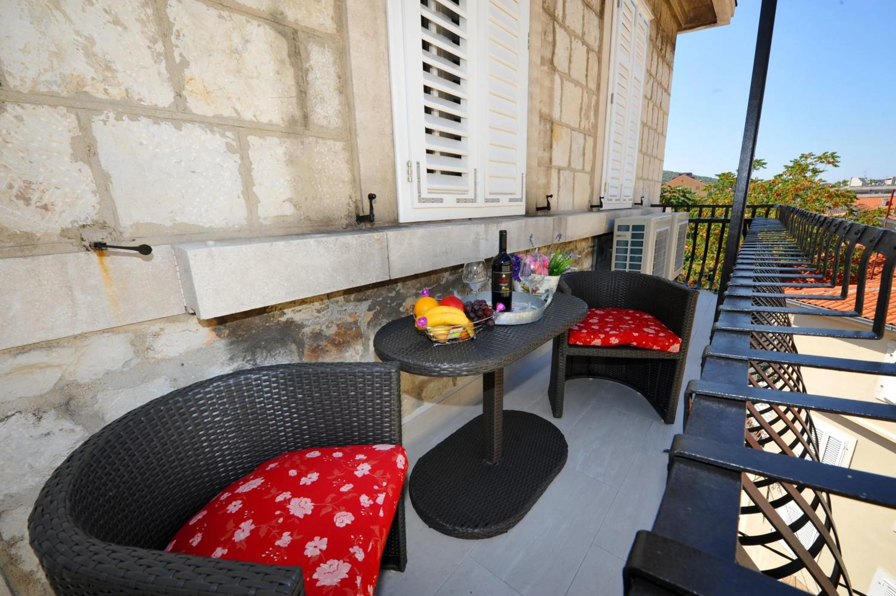 Bed in Luxury Rooms Nirvana