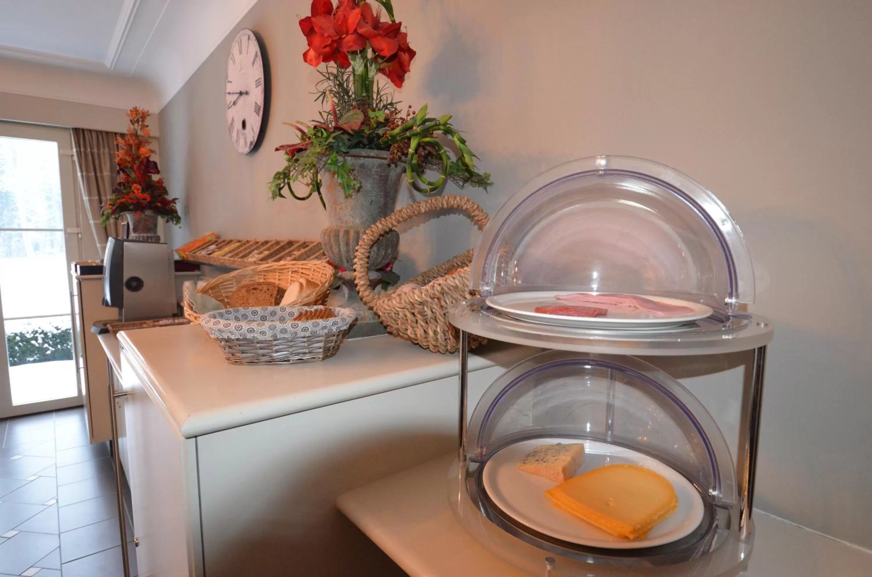 Breakfast in Hotel Malcot