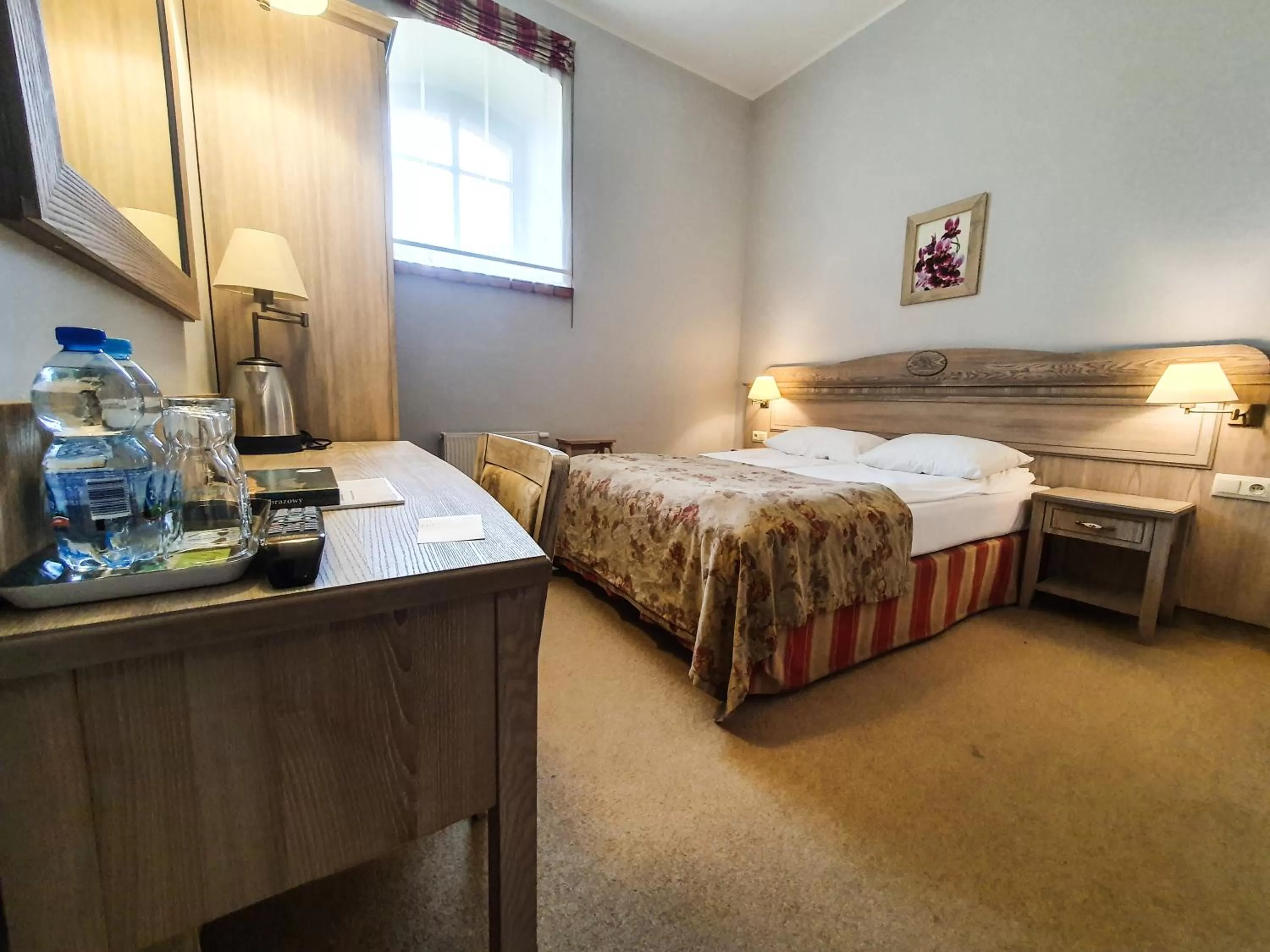 Photo of the whole room, Bed in Olandia