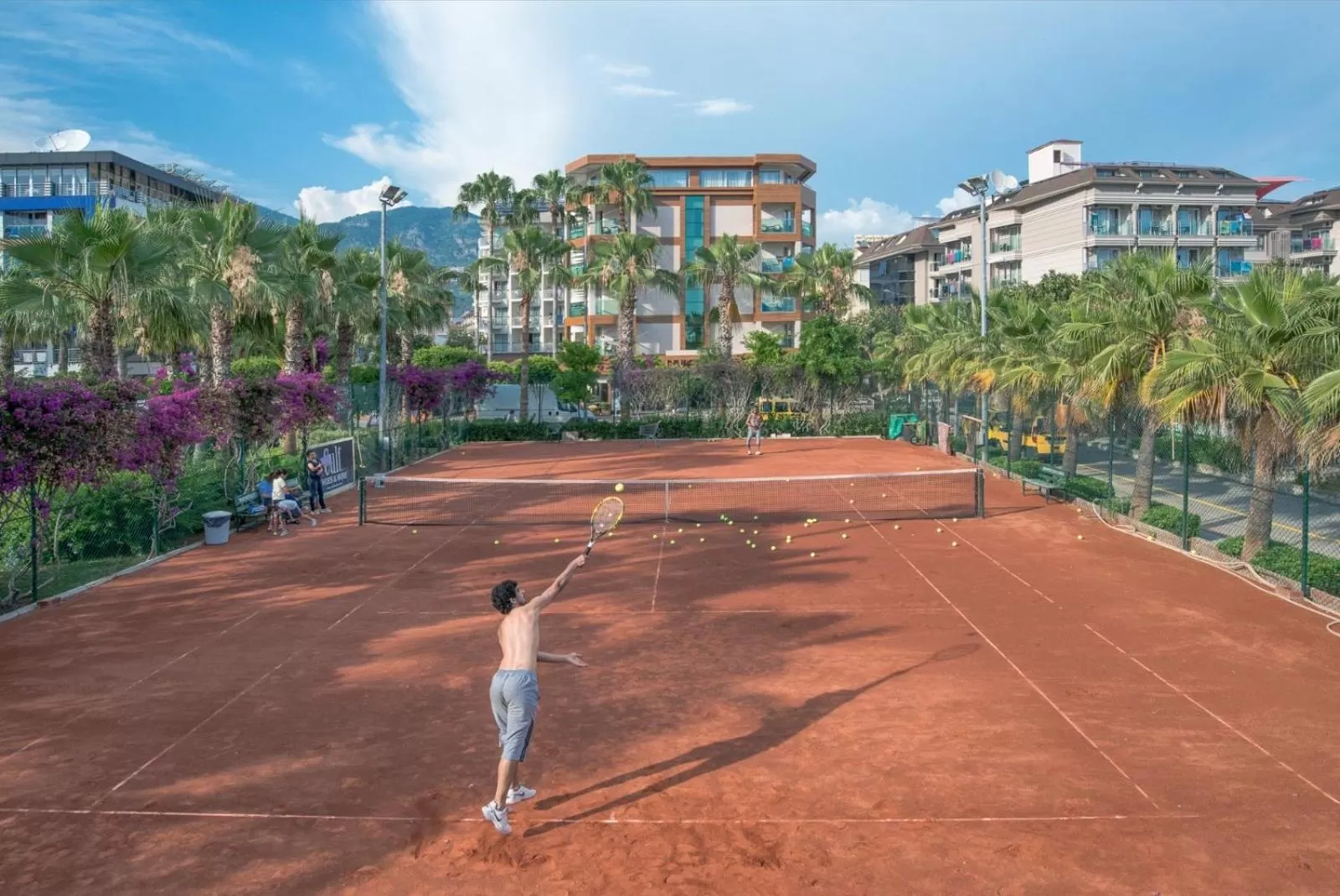 Tennis court in Riviera Hotel & Spa