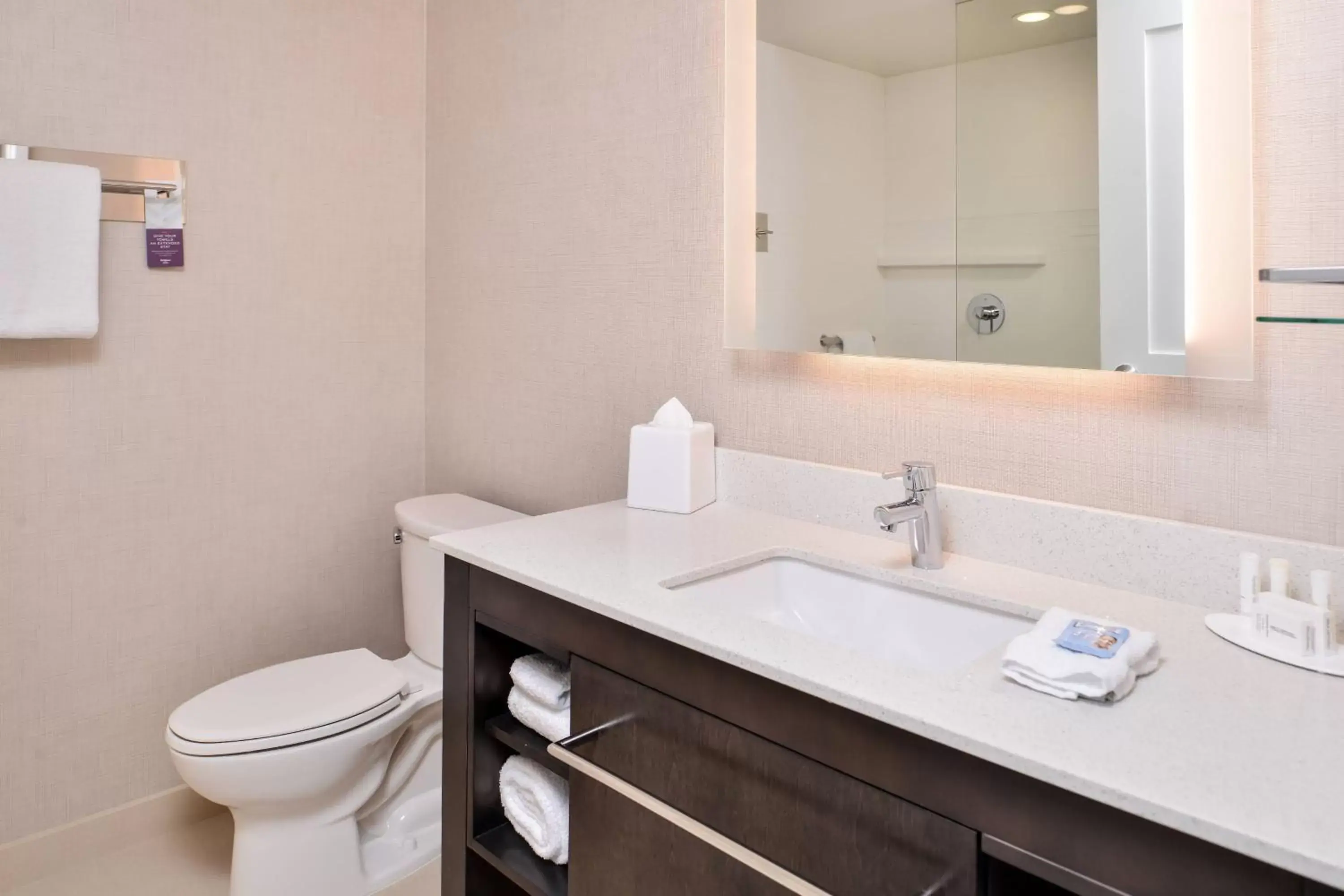 Photo of the whole room, Bathroom in Residence Inn by Marriott Charlotte Northlake