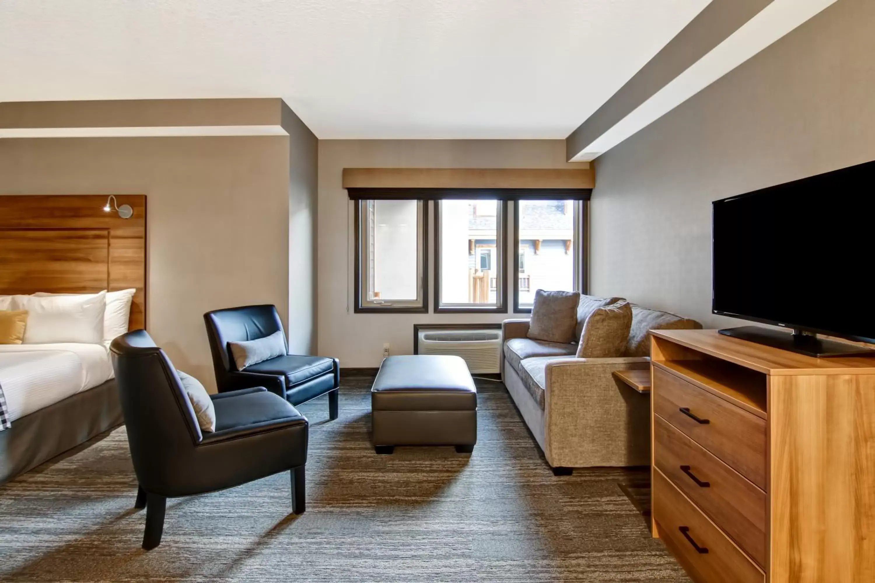 Bedroom, Bed in Canalta Lodge Bedroom, Bed in Canalta Lodge