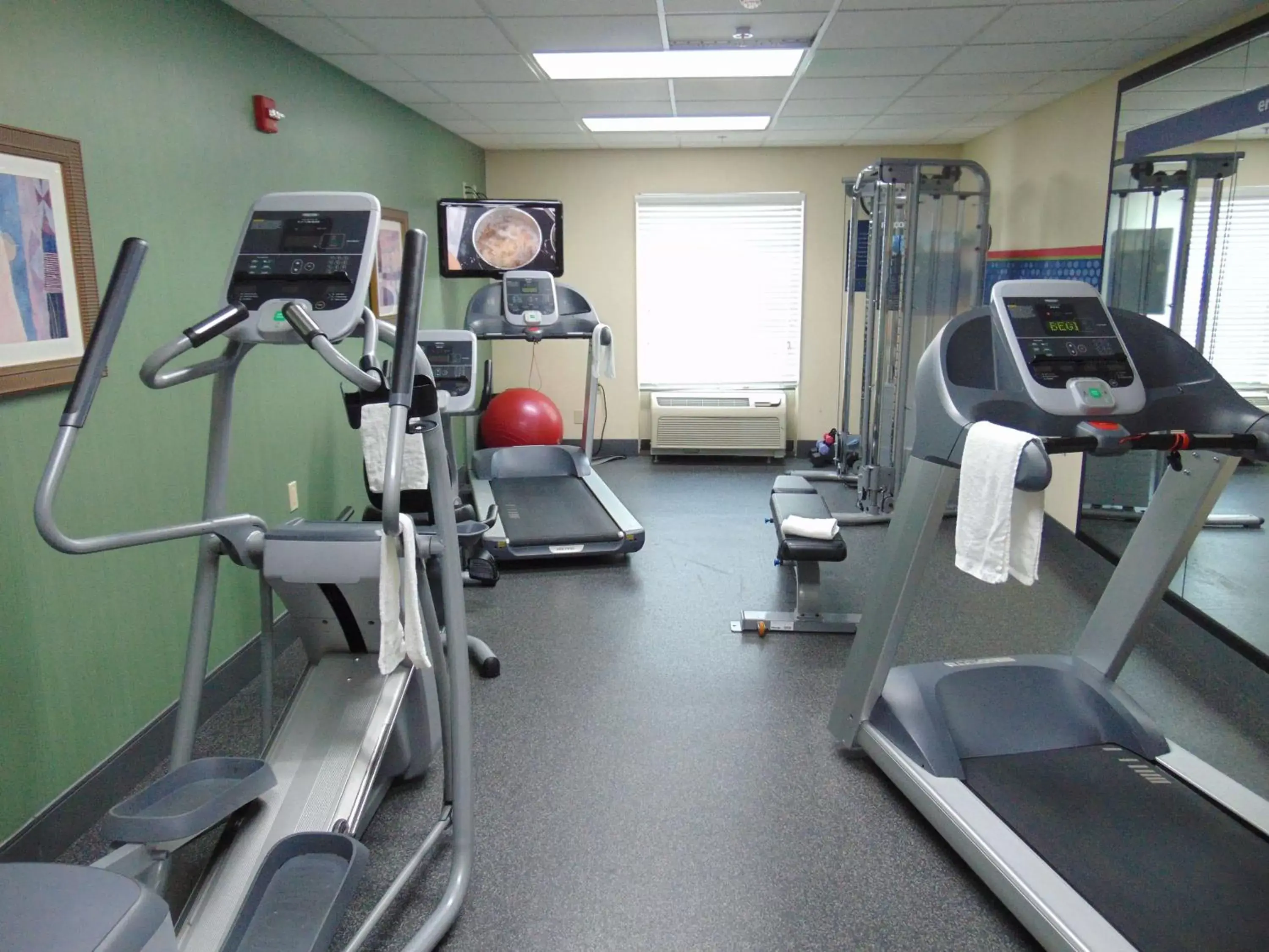 Fitness centre/facilities, Fitness Center/Facilities in Hampton Inn & Suites Cleveland-Mentor