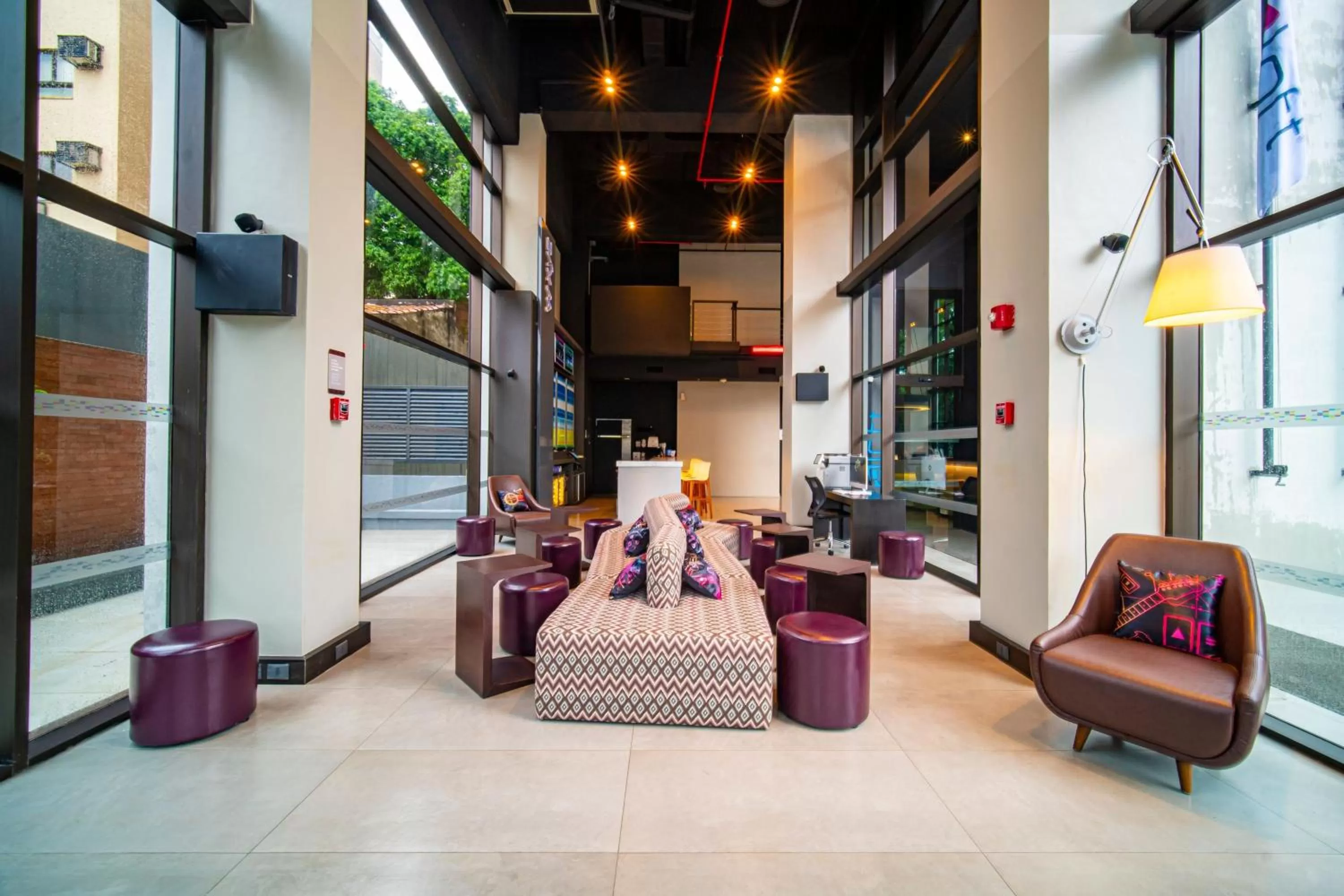 Lobby or reception in Aloft Asuncion