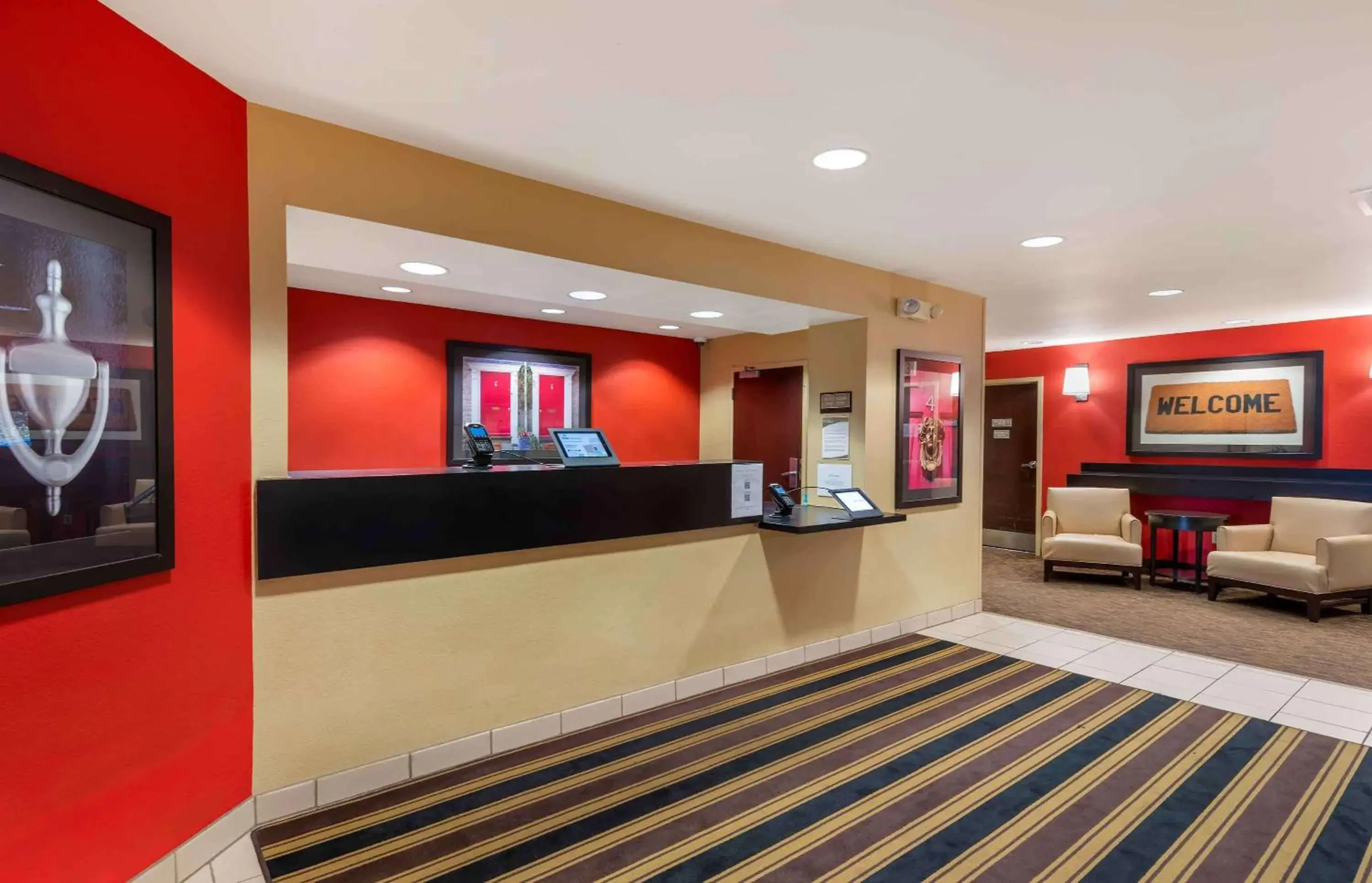 Lobby or reception in MainStay Suites Rochester South Mayo Clinic Lobby or reception in MainStay Suites Rochester South Mayo Clinic