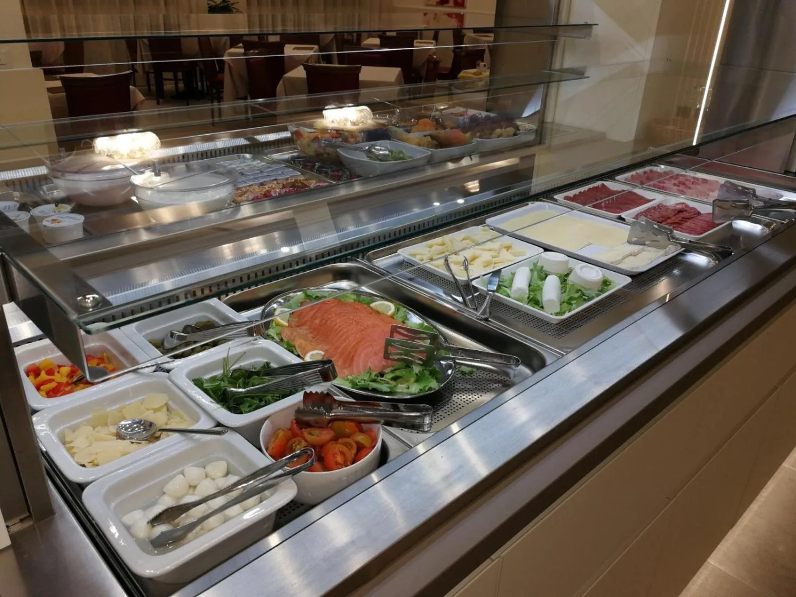 Breakfast in Hotel Victoria