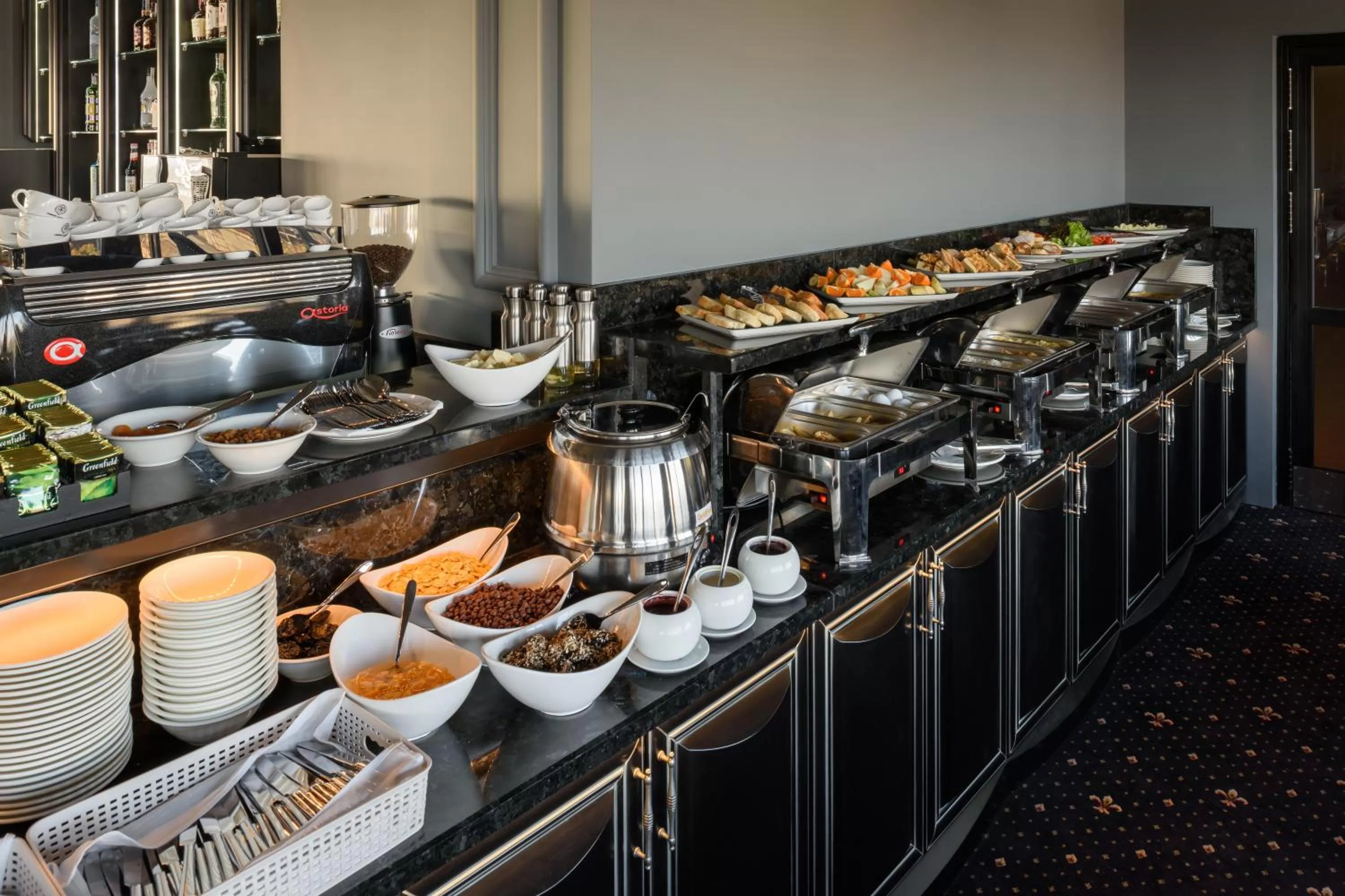 Breakfast, Food in Grand Royal