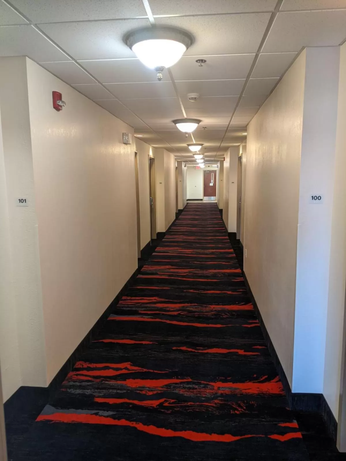 Facade/entrance in Heritage Inn and Suites