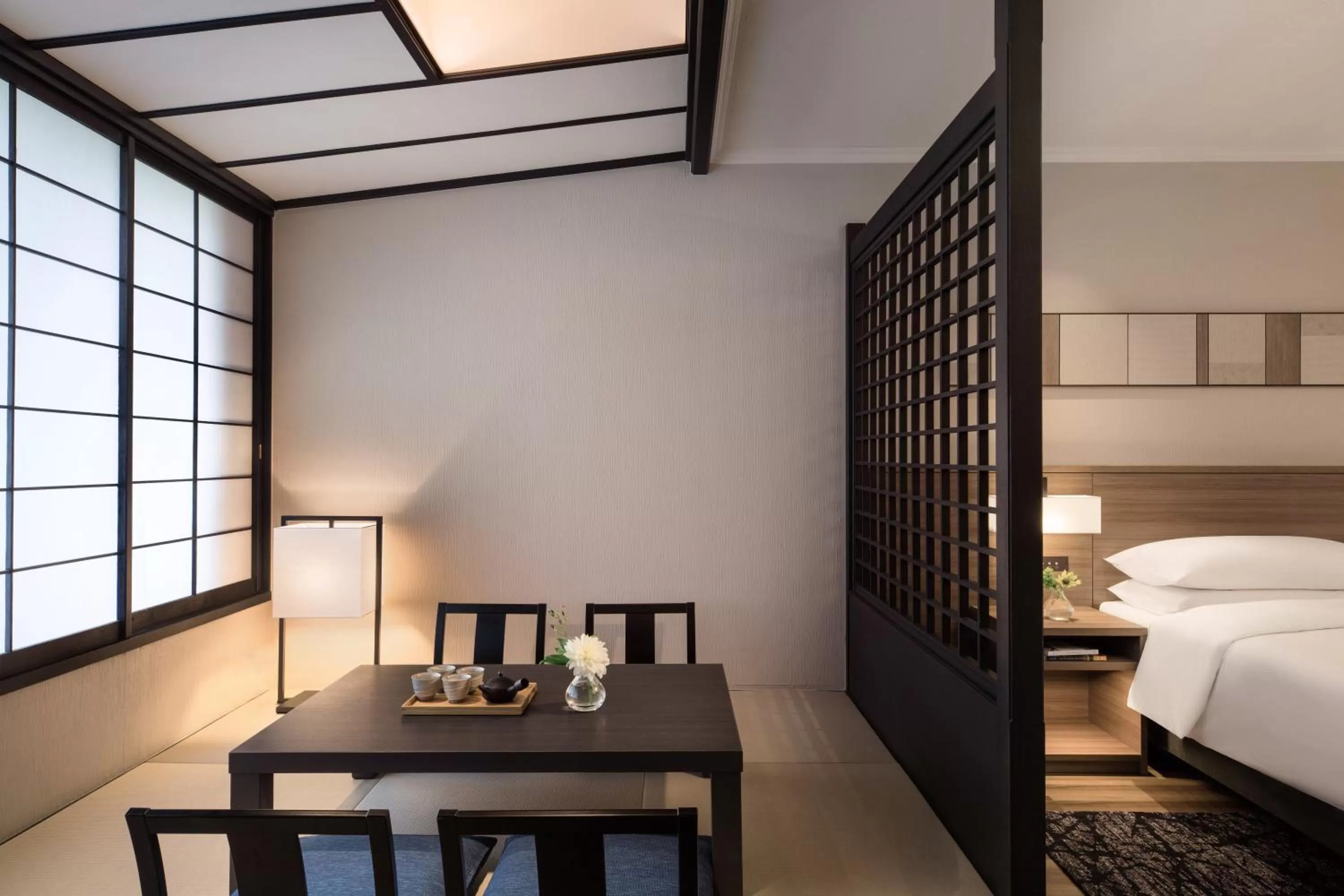 Dining area, Bed in Izu Marriott Hotel Shuzenji