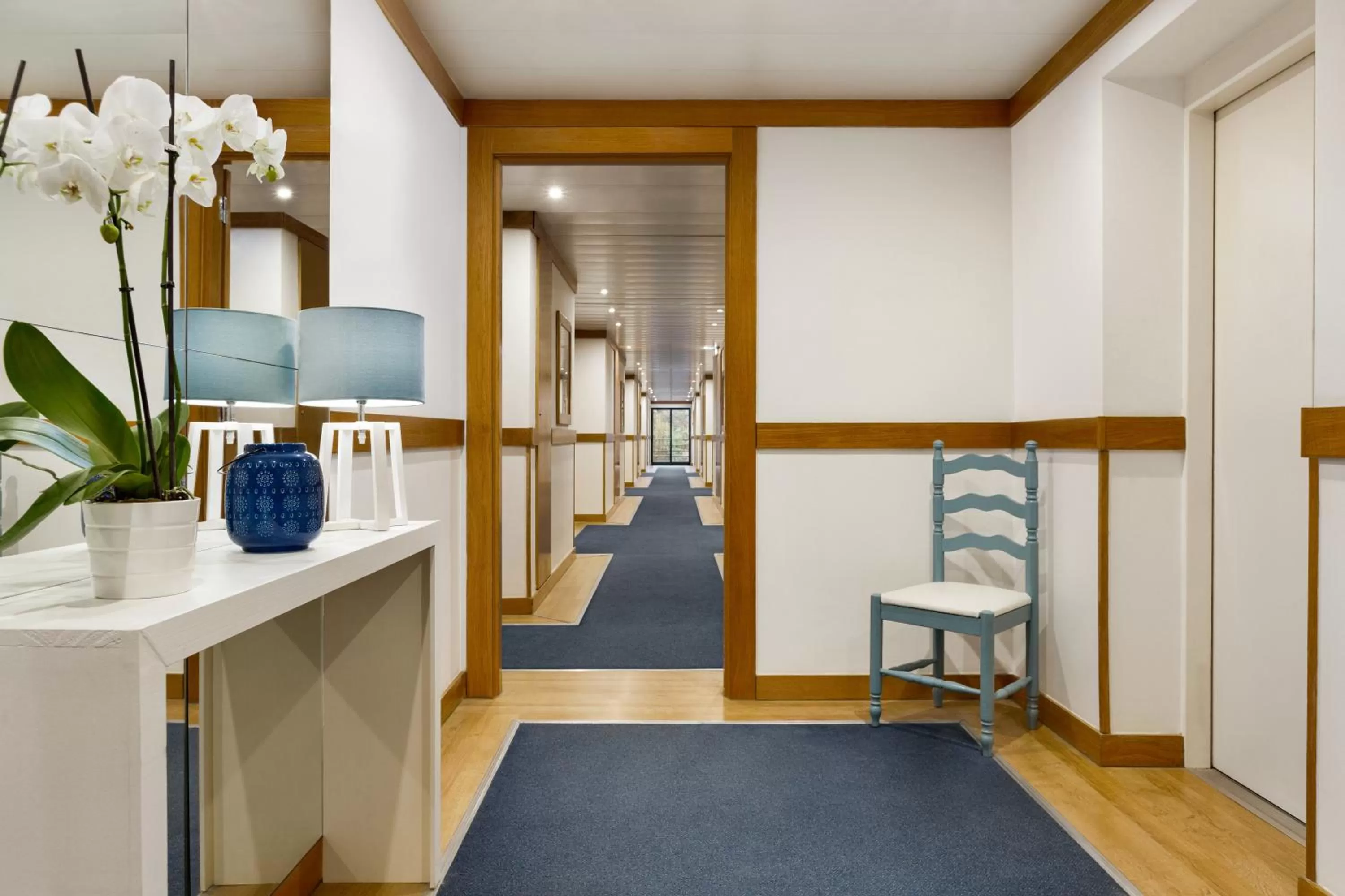 Property building in TRYP by Wyndham Montijo Parque Hotel