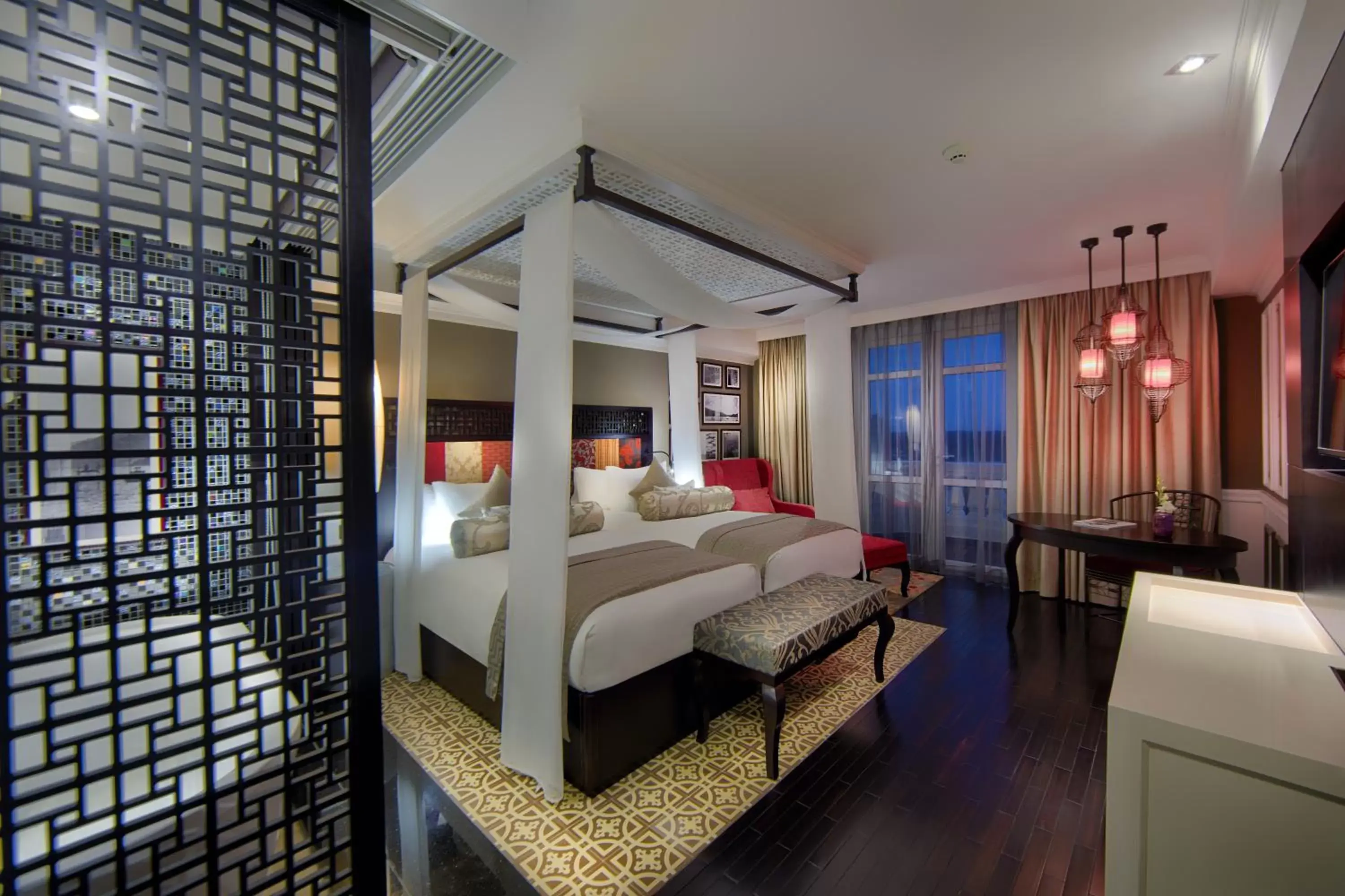 Bedroom in Hotel Royal Hoi An - MGallery