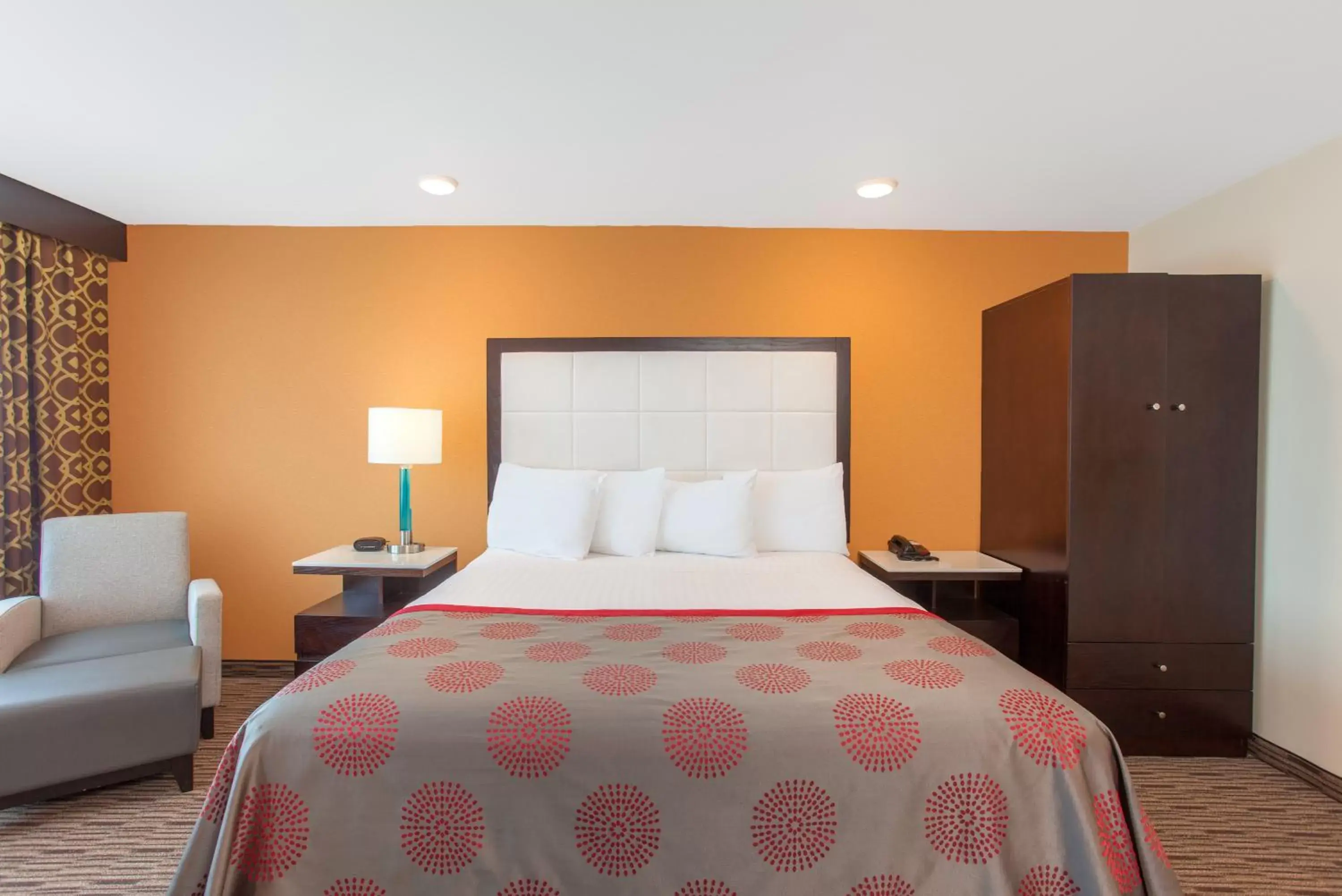 Bed, Room Photo in Ramada by Wyndham Culver City
