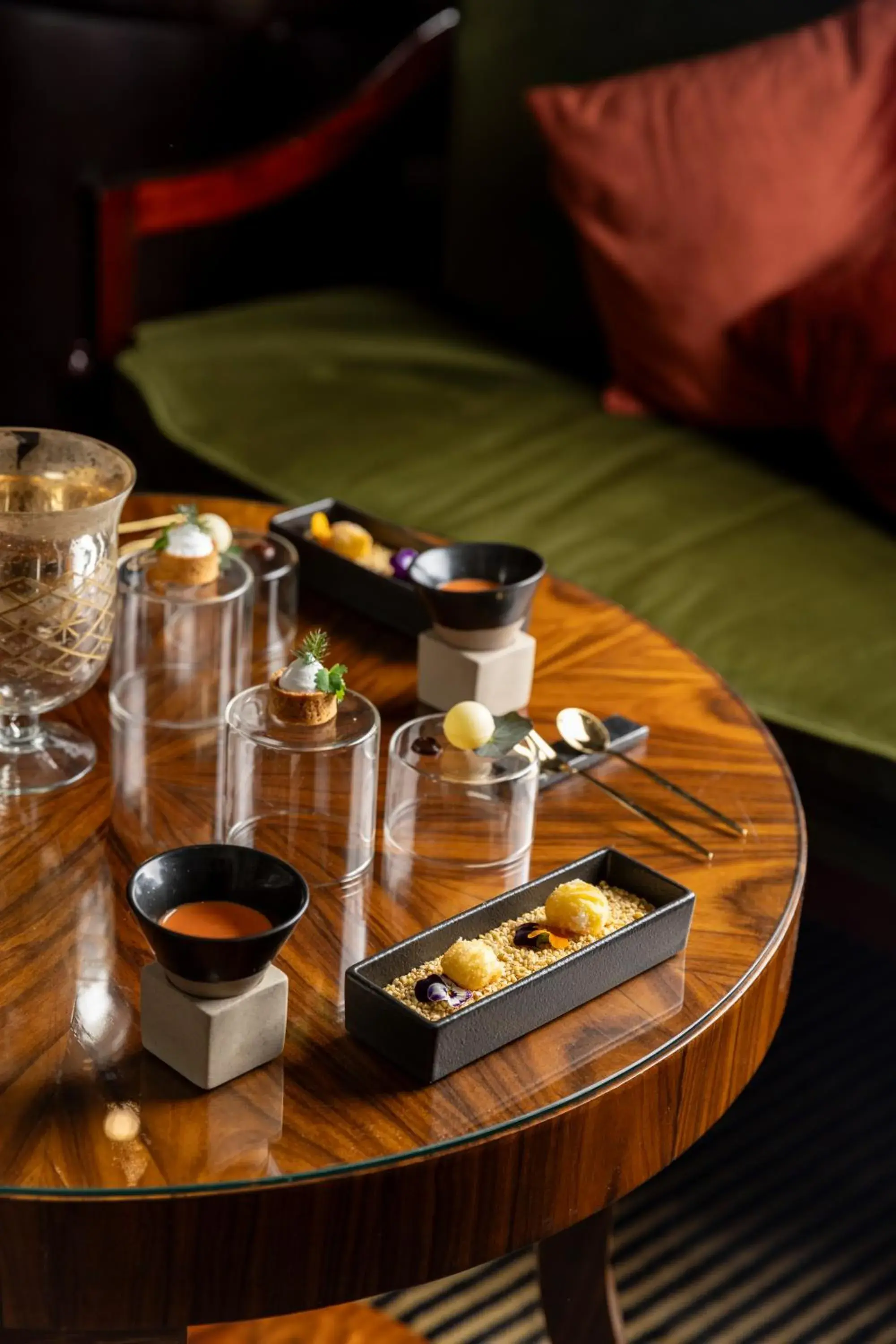 Living room in Hotel Lord Byron - Small Luxury Hotels of the World Living room in Hotel Lord Byron - Small Luxury Hotels of the World