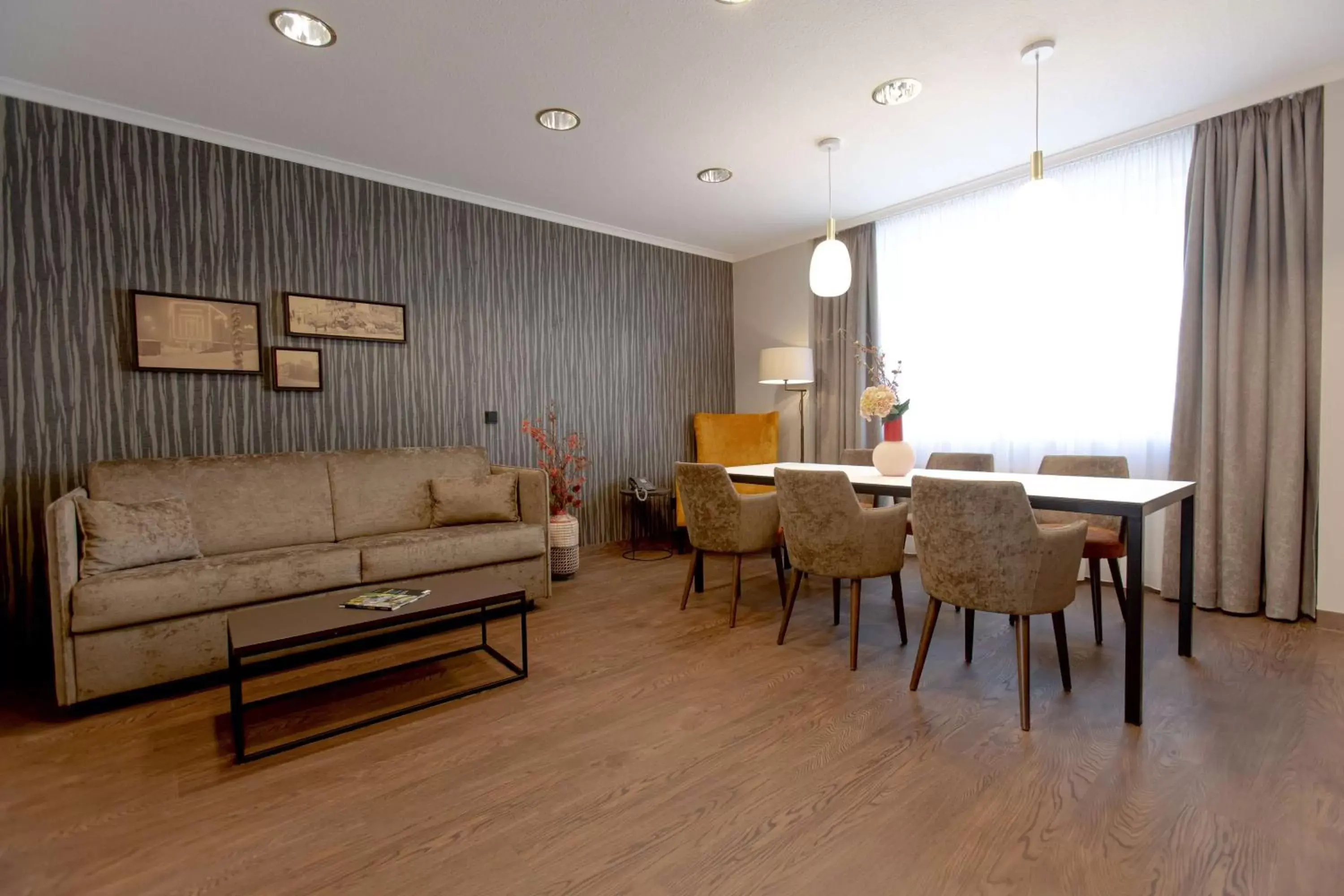 Meeting/conference room, Seating Area in Hotel Essener Hof; Sure Hotel Collection by Best Western
