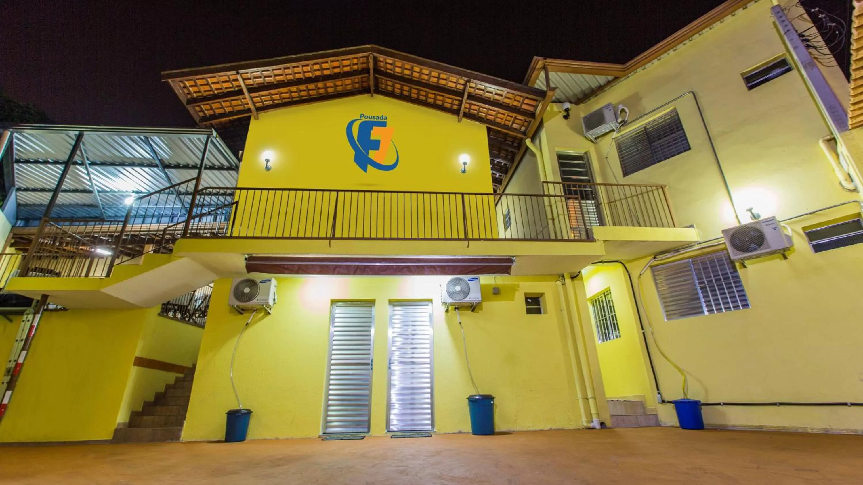 Property building in Pousada F7