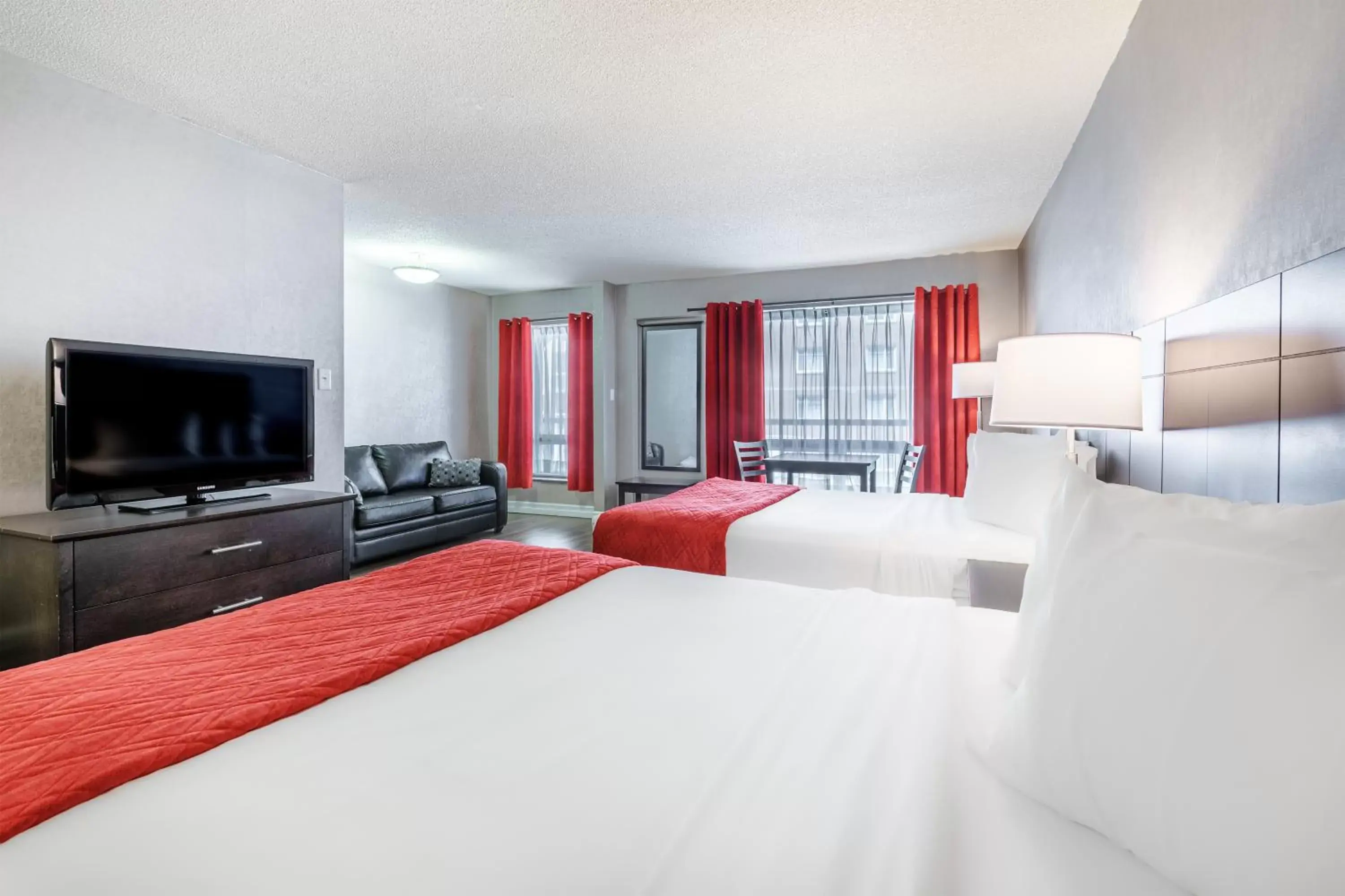 Living room, Bed in Hotel Universel Living room, Bed in Hotel Universel