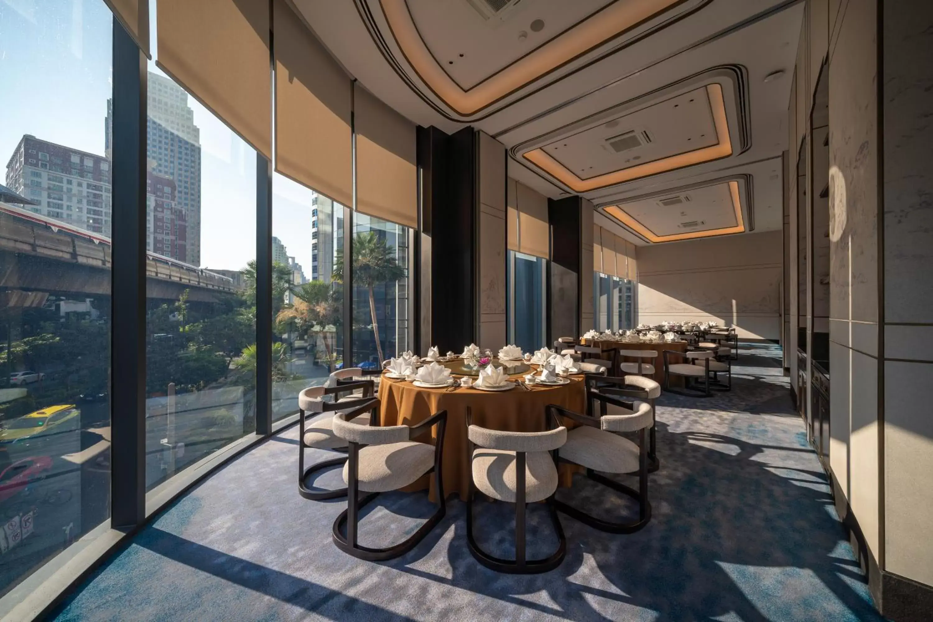 Restaurant/Places to Eat in Carlton Hotel Bangkok Sukhumvit - SHA Extra Plus