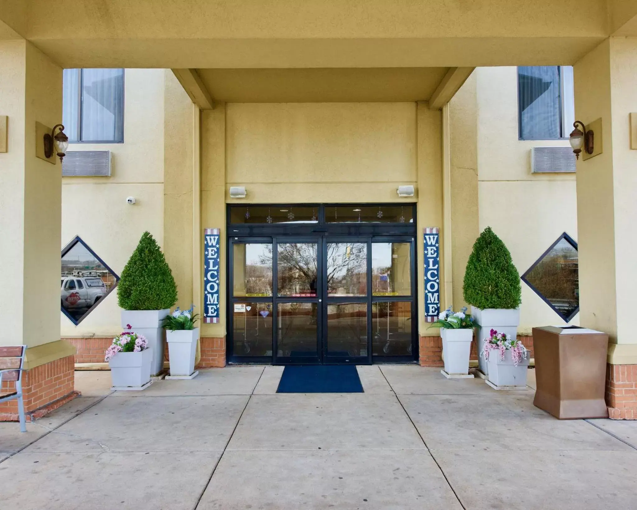 Property building in Holiday Inn Express Hotel & Suites Fenton/I-44, an IHG Hotel