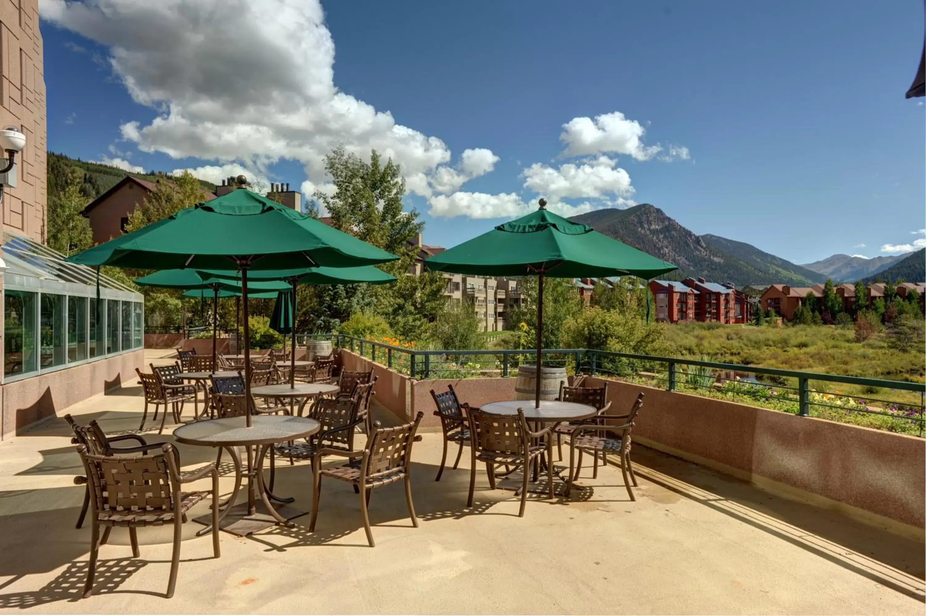 Patio in Hyatt Place Keystone - Dillon Patio in Hyatt Place Keystone - Dillon