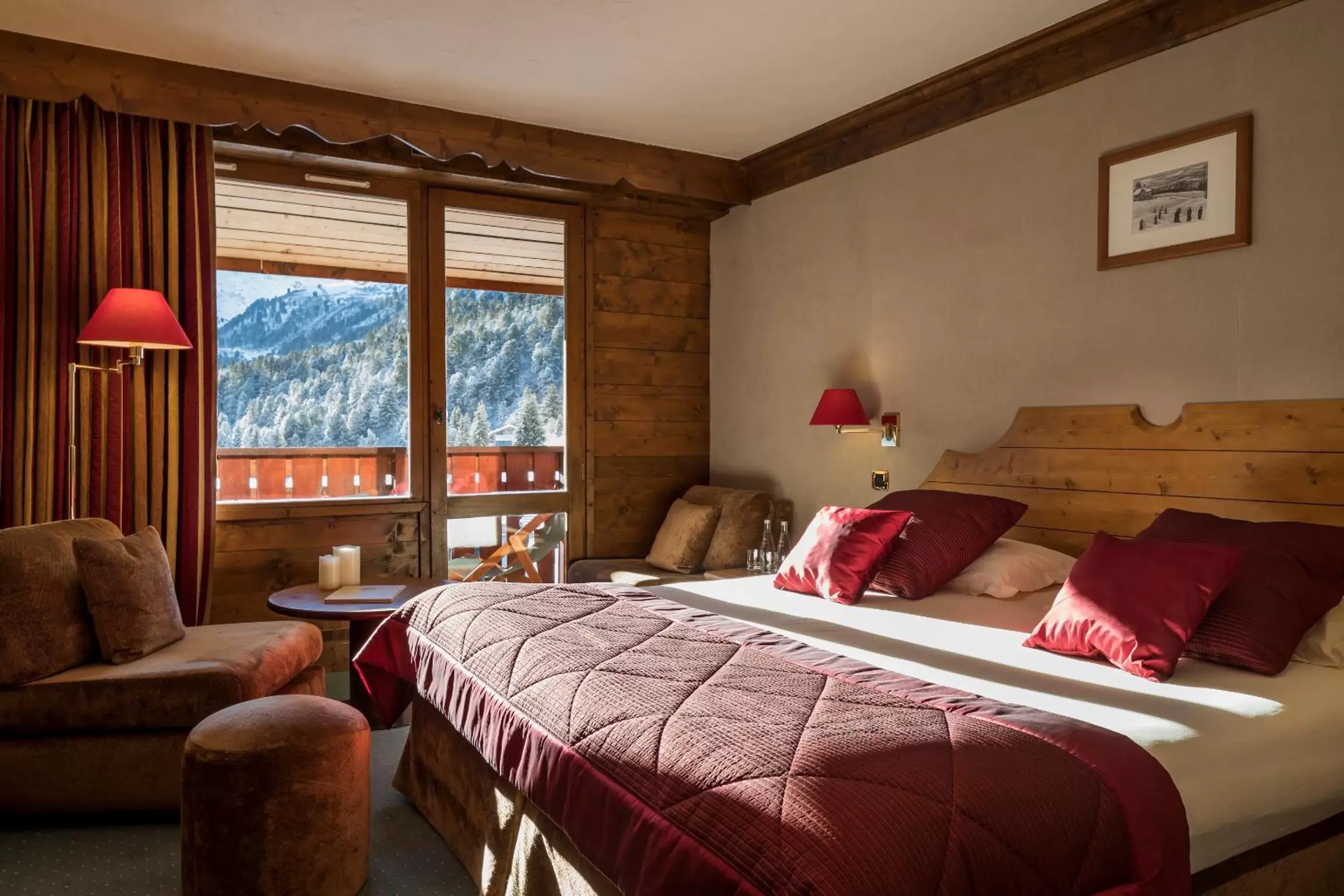 Photo of the whole room, Bed in Hotel Mont Vallon
